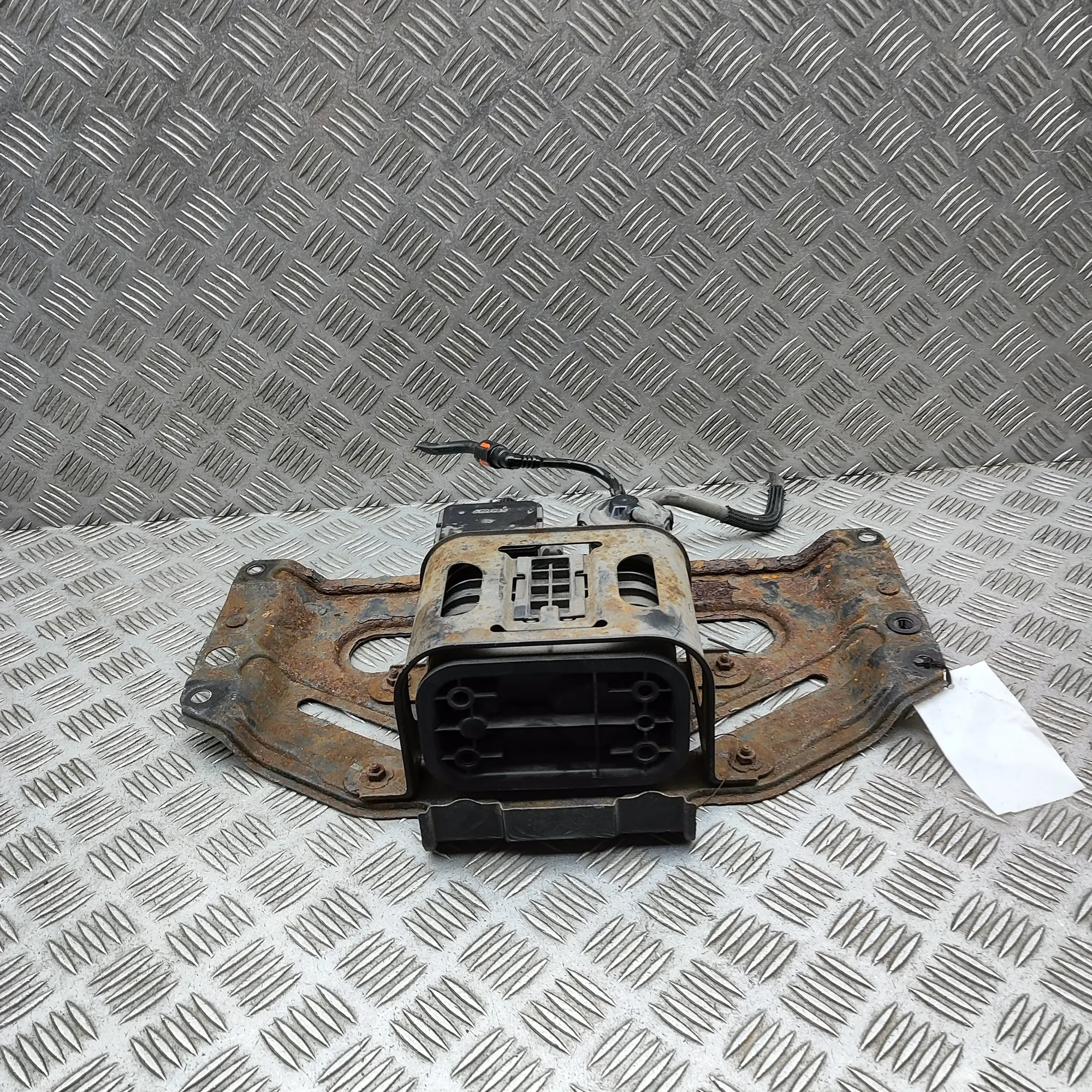LEXUS LS XF40 Charcoal Container Filter 77740-50120 4.6 Petrol 2006 36772088