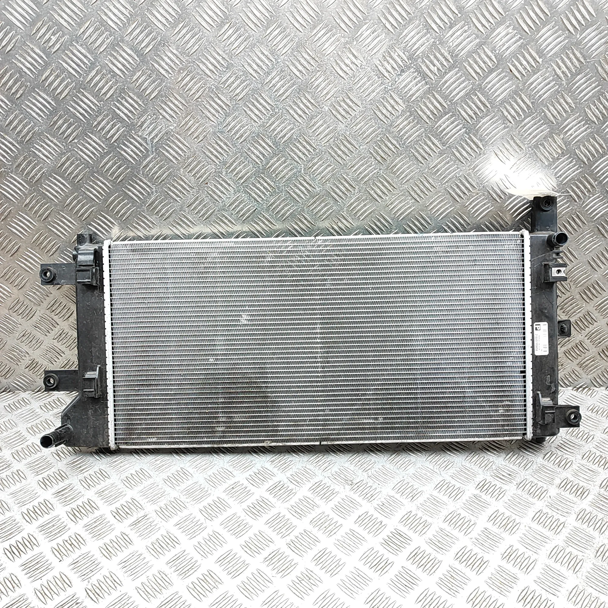 NISSAN LEAF ZE1 MK2 Cooling Radiator 21410-5SH0A Electricity 160kw 2021 37353560