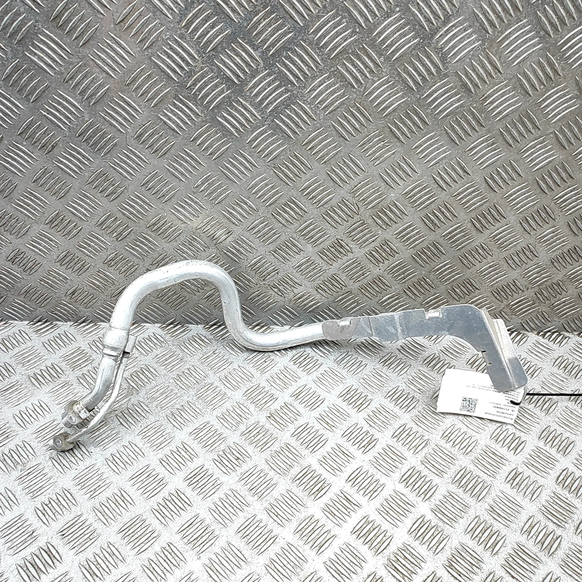 SKODA SUPERB MK3 Estate 3V A/C Air Con Hose Pipe 5WC816738A 2.0 Diesel 90kW 2021