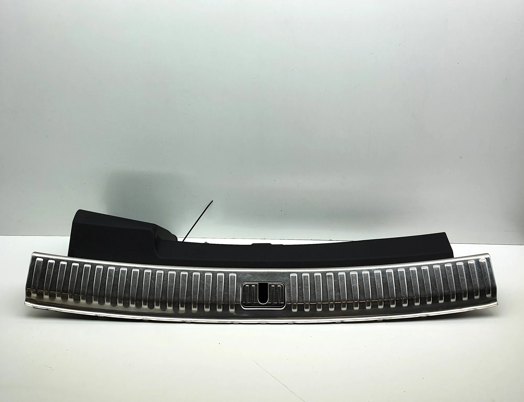 AUDI Q8 4MN Trunk Boot Lock Trim 4M8864483A 3.0 Hybrid 250kW 2019 37303105