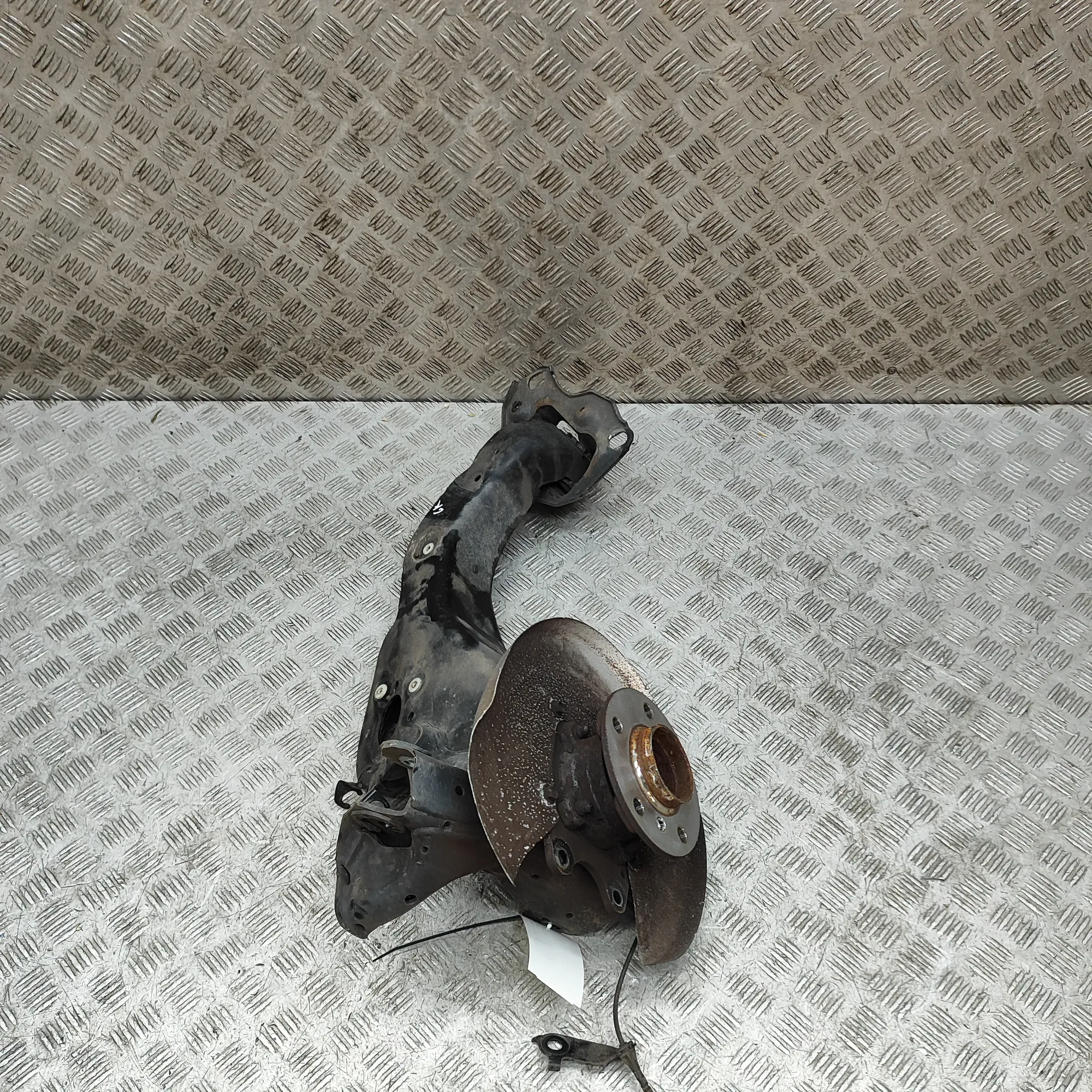 BMW 2 Gran Coupe F44 Rear Left Wheel Hub Spindle 6896991 2.0 Diesel 37556915