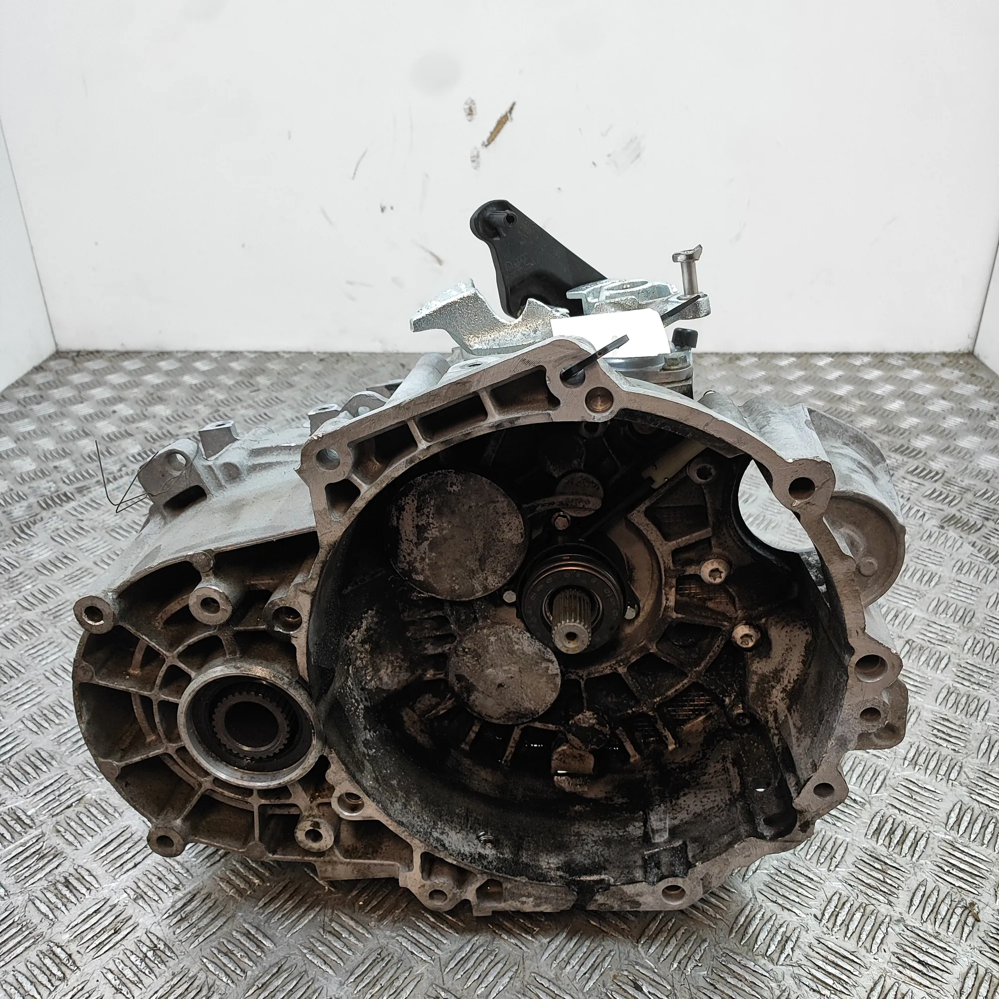 VW PASSAT Variant B8 3G5 Gearbox RKN 2014 36560678