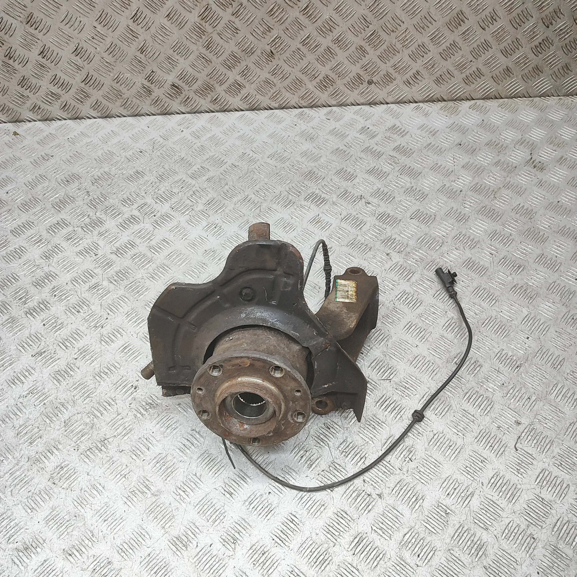 PEUGEOT BOXER Bus Front Right Wheel Hub 1393336080 2.0 Diesel 96kw 2018 36754957