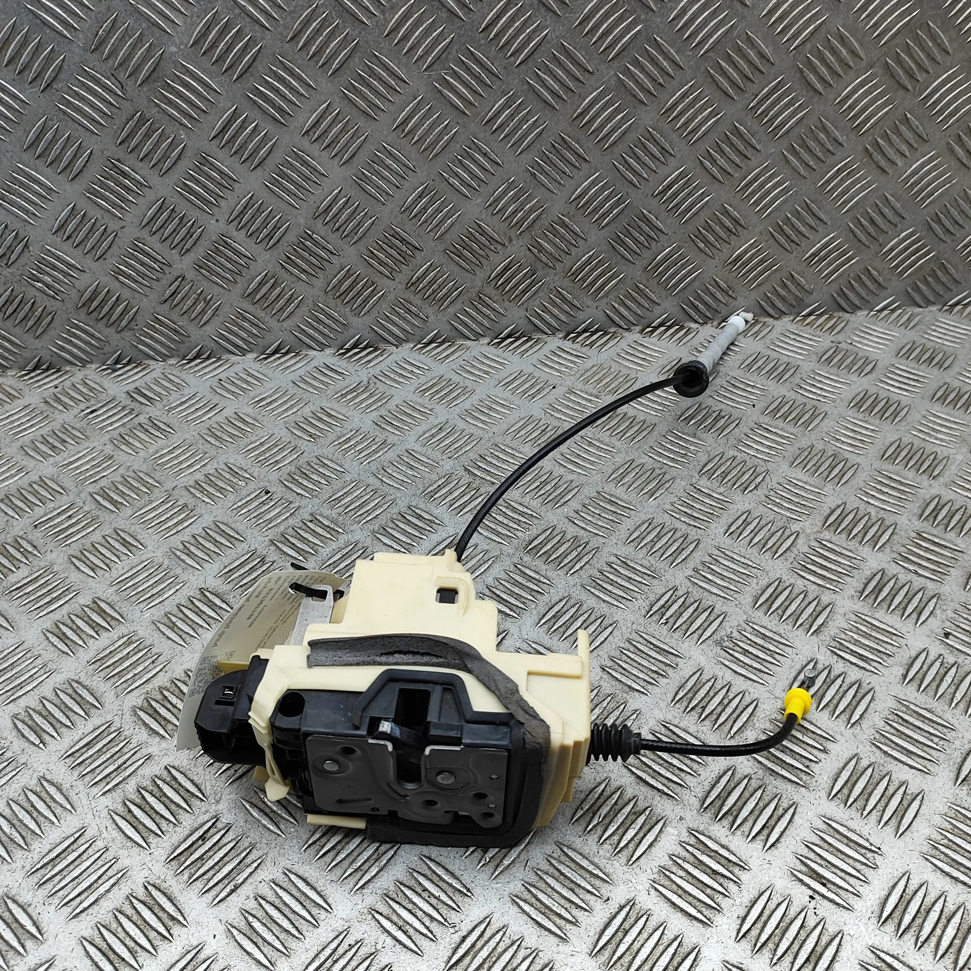 VOLVO XC40 Rear Right Door Lock 31462000 2.0 Hybrid 120kW 2023 37307749