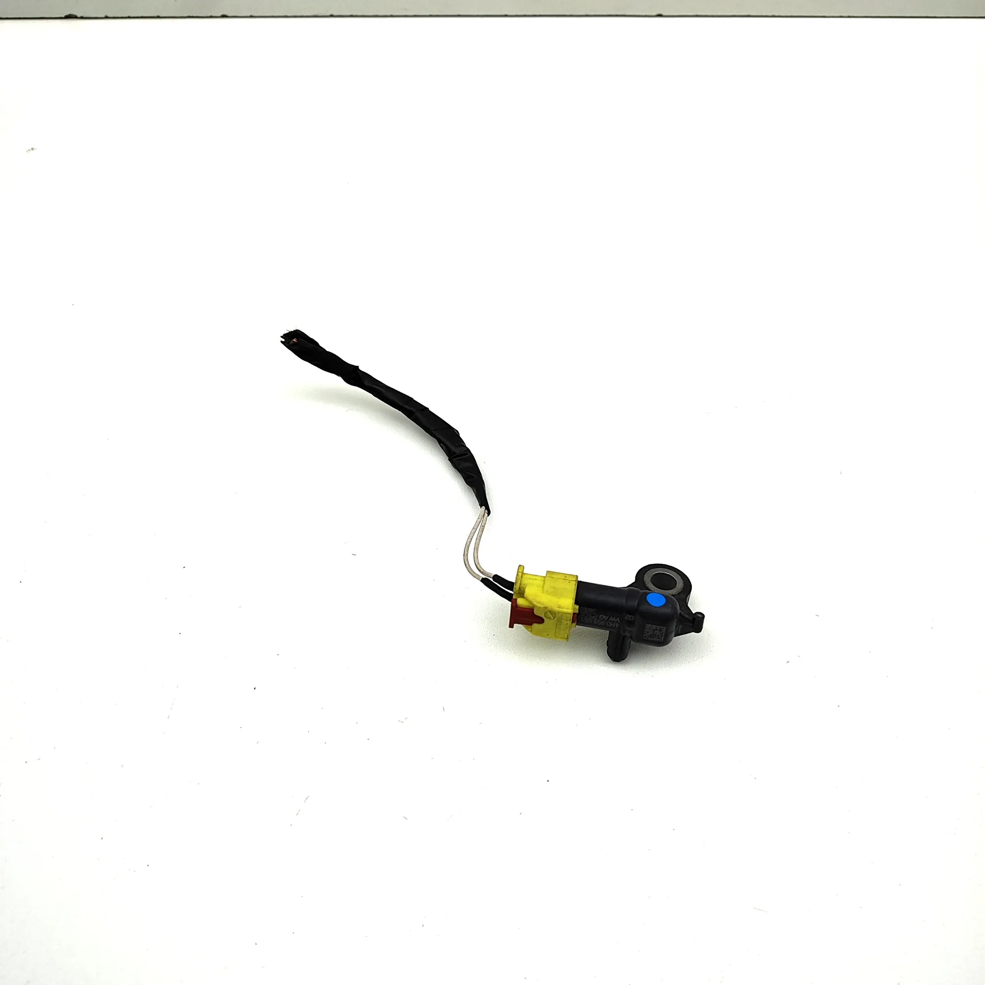 AUDI A5 F5 MK2 Rear Right Impact Sensor 4M0959651 2.0 Diesel 140kw 2016 36962917