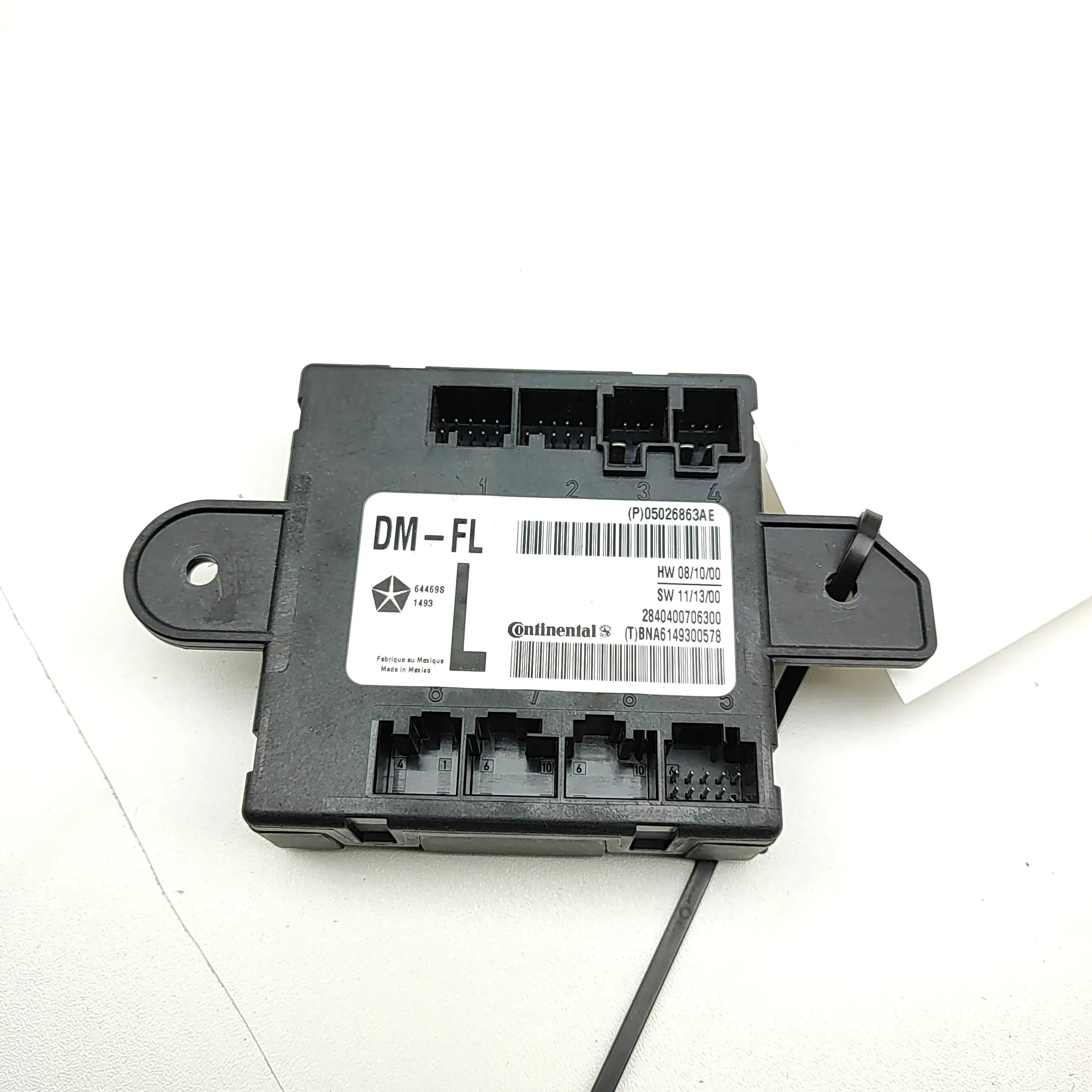 CHRYSLER GRAND VOYAGER MK5 RT Front Left Door Control Unit 05026863AE 2014