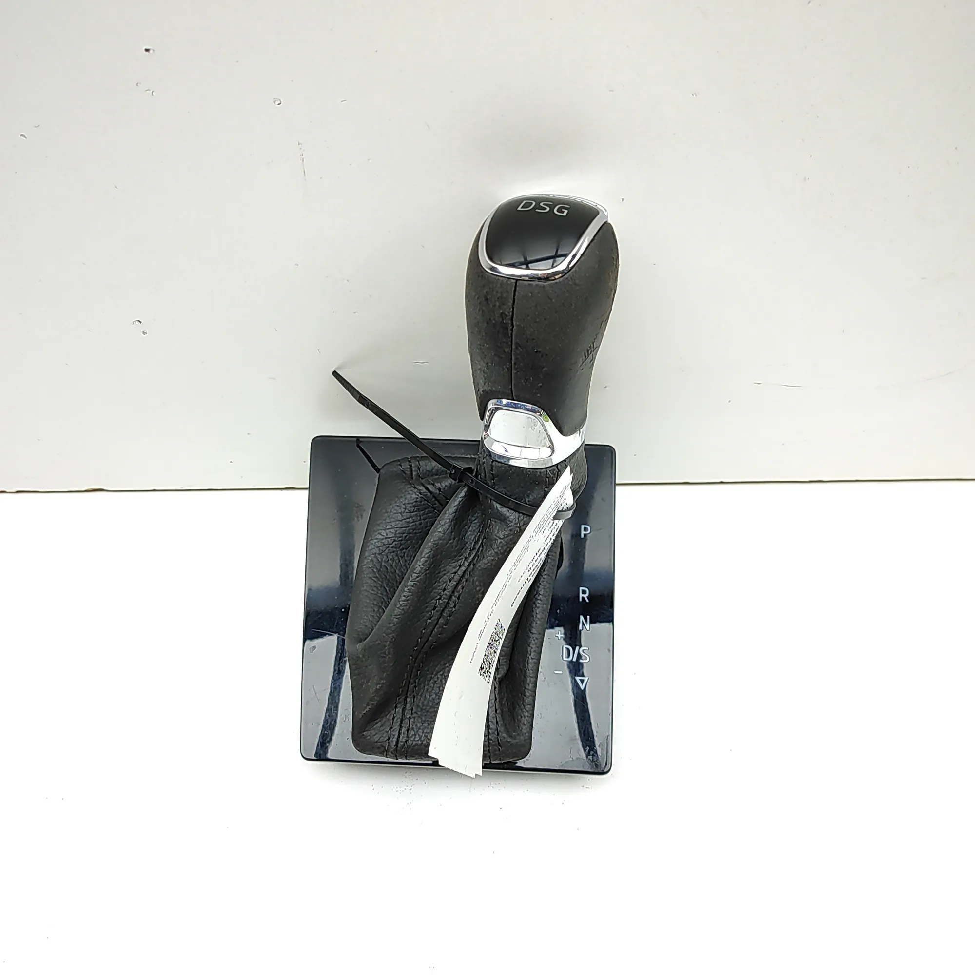 SKODA SUPERB MK3 Estate 3V Gear Shifting Level Plastic Trim 90049022 RHD 2021