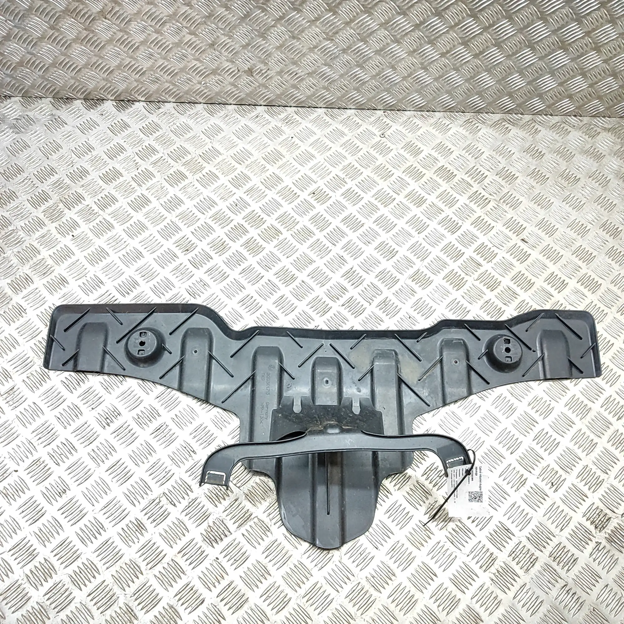 SKODA SUPERB MK3 Estate 3V Rear Middle Underbody Cover 3Q0501713 2021 37351900