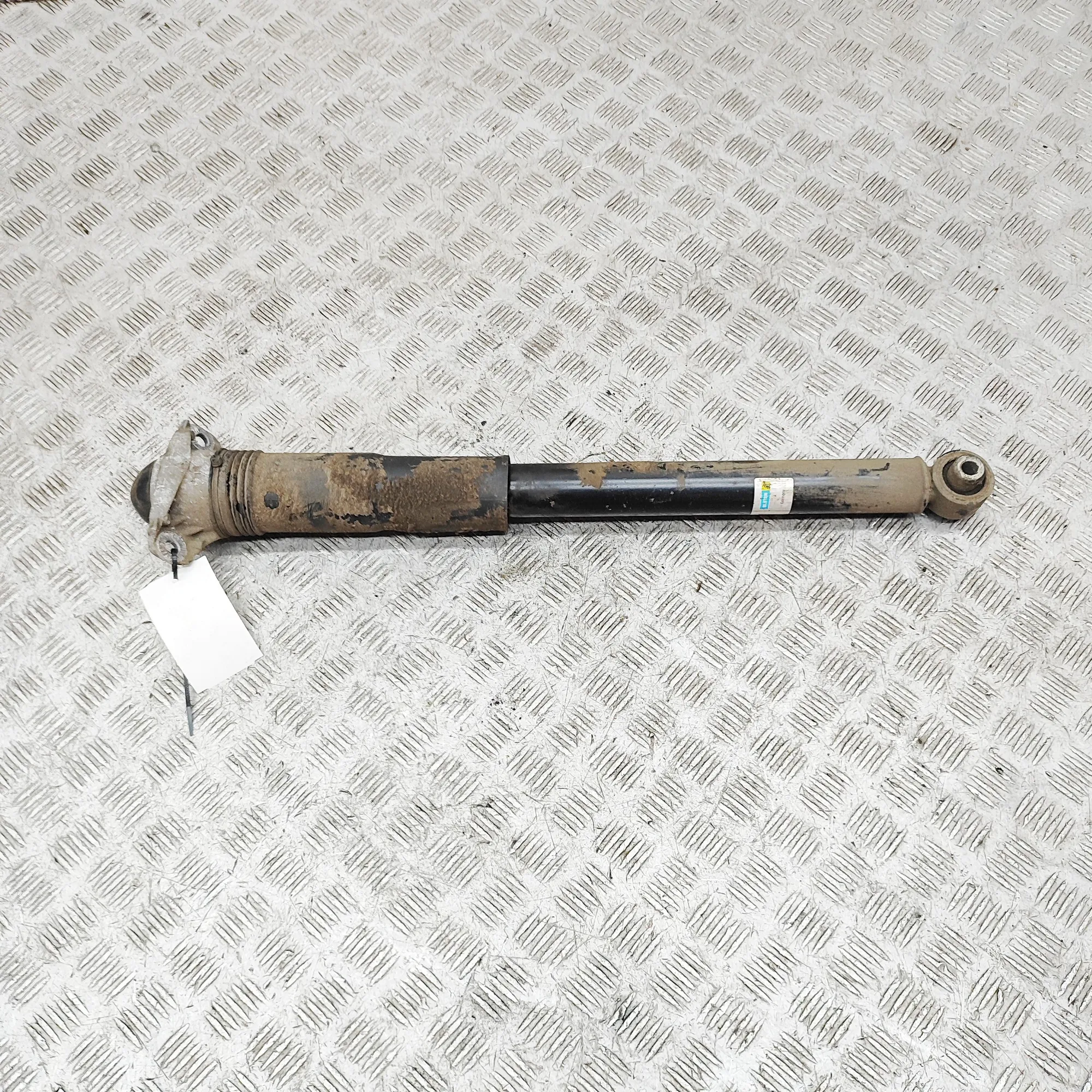 SKODA SUPERB MK3 Estate 3V Rear Left Shock Absorber 3Q0513049FN 2.0 Diesel 90kW