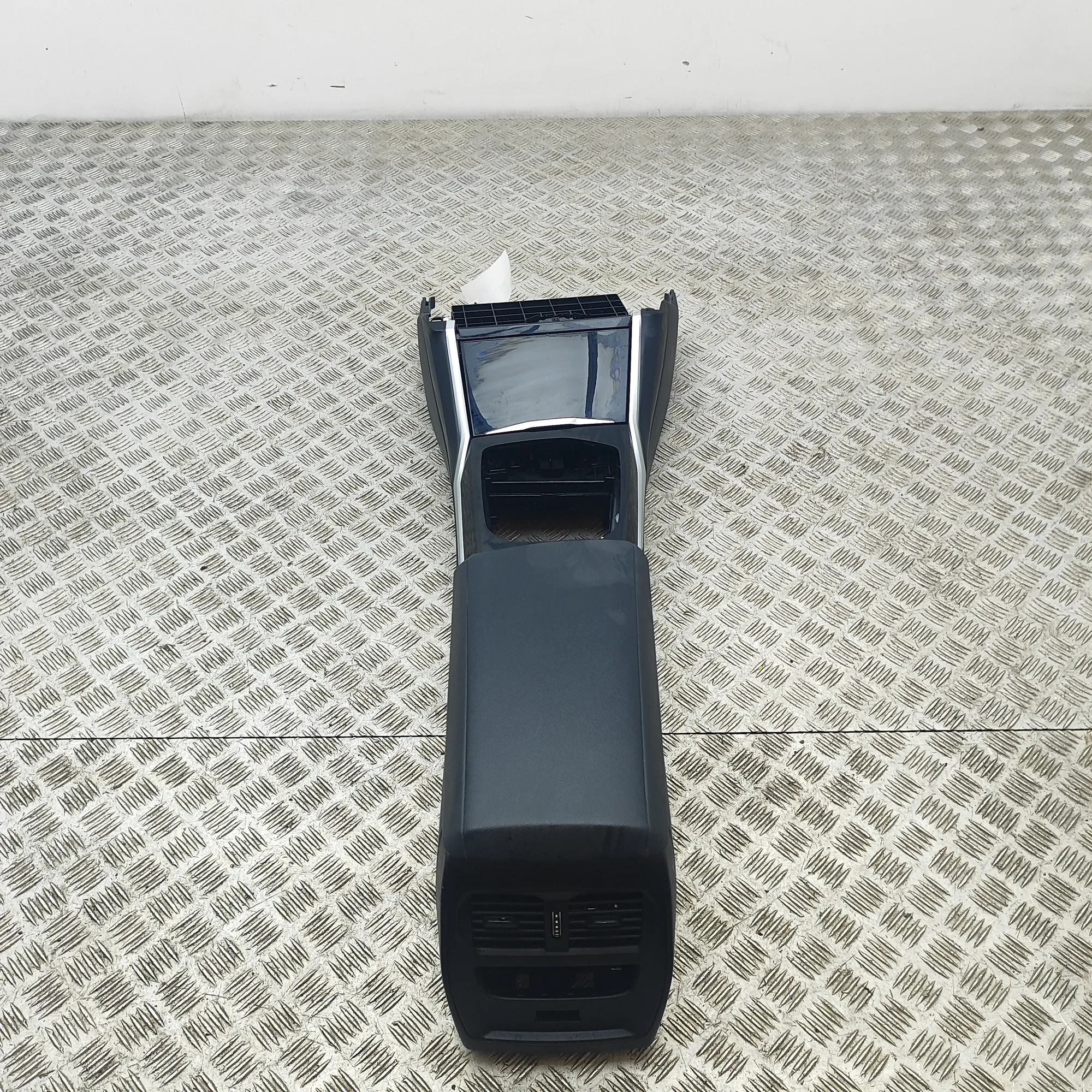 BMW i4 G26 Center Console 5A55208 Electricity 210kw 2023 37004547