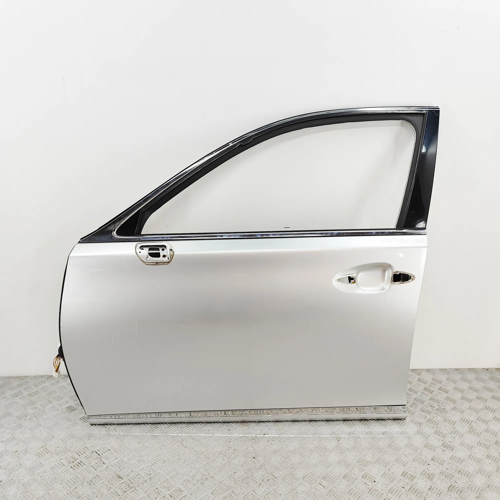 LEXUS LS XF40 Front Left Door 67002-50080 4.6 Petrol 280kw 2006 36753518