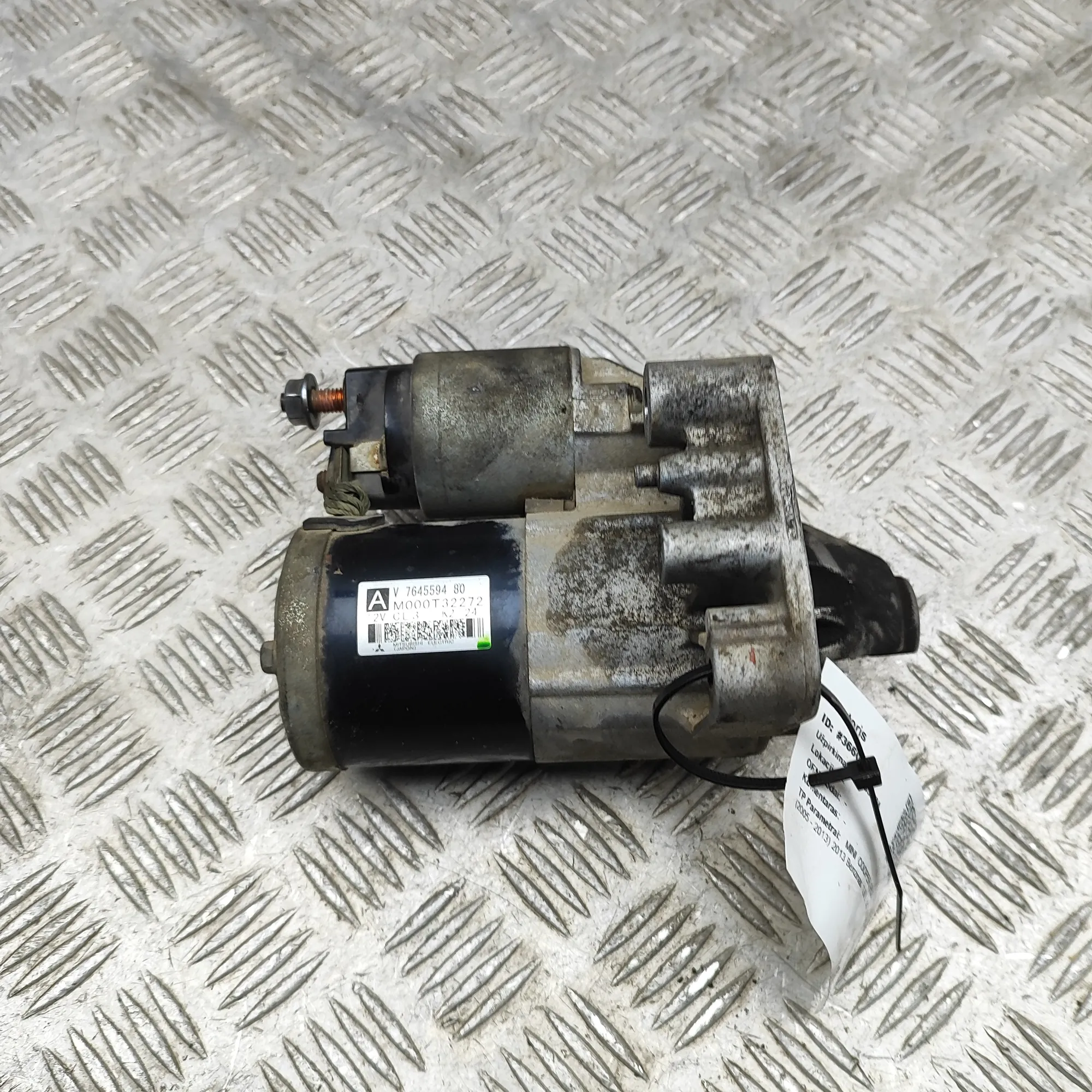 MINI COOPER R56 Starter Motor M000T32272 1.6 Petrol 147kw 2013 36602639