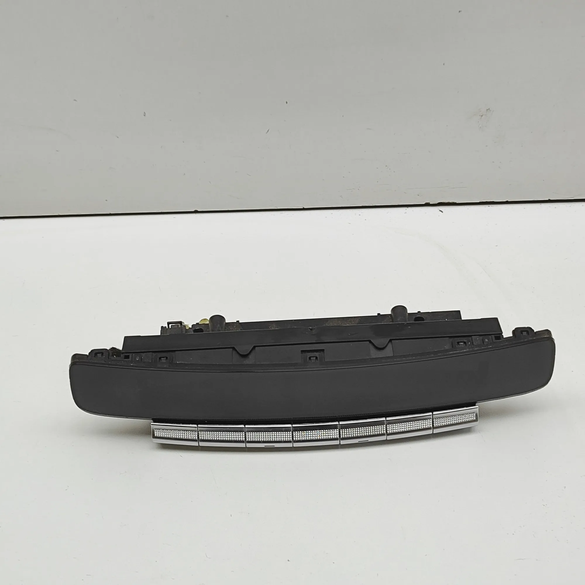 MERCEDES-BENZ S W222, V222, X222 Rear Climate Control Unit A2228300085 36908650