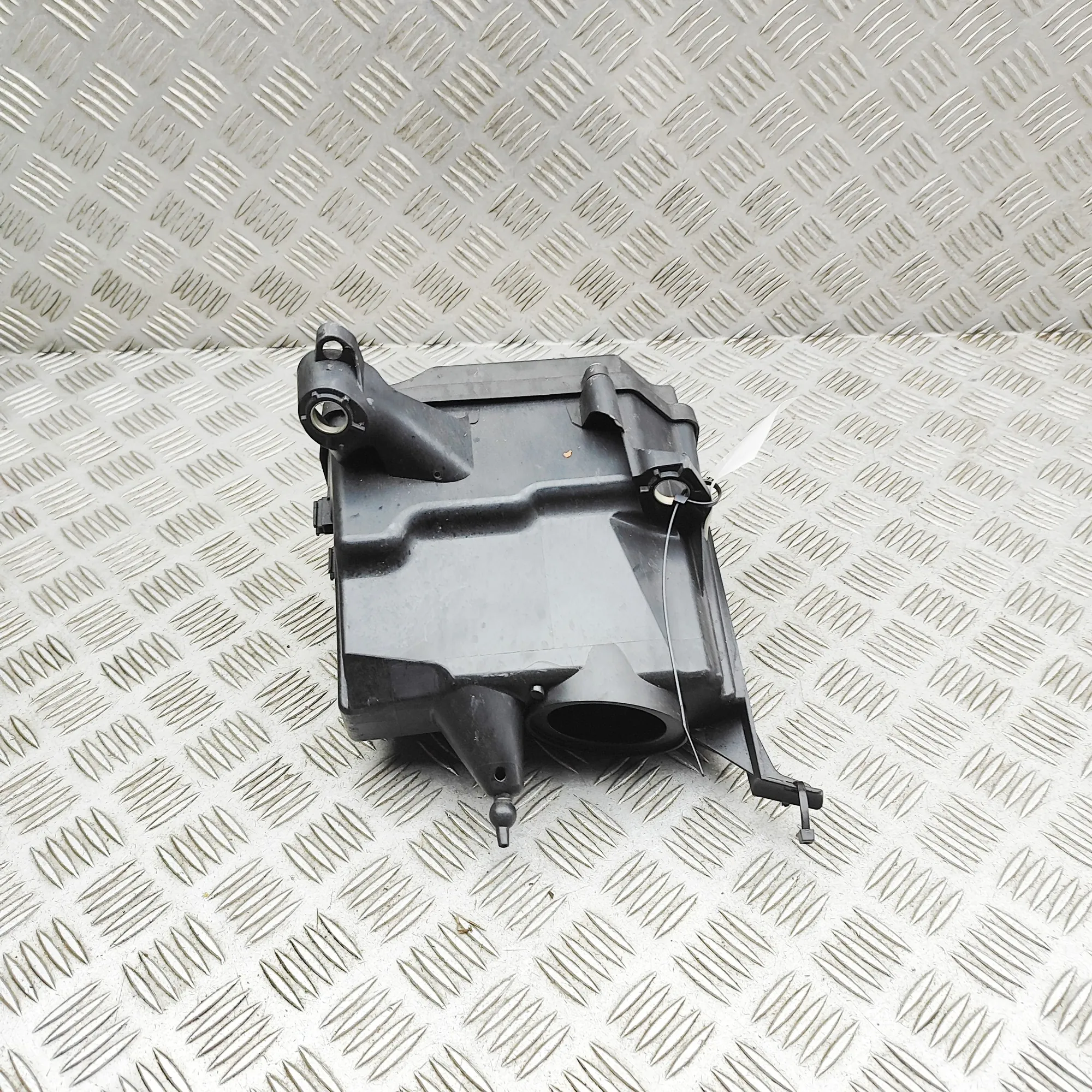 MERCEDES-BENZ E T-Model S213 Fuse Box A2055402428 3.0 Diesel 190kw 2017 37250195