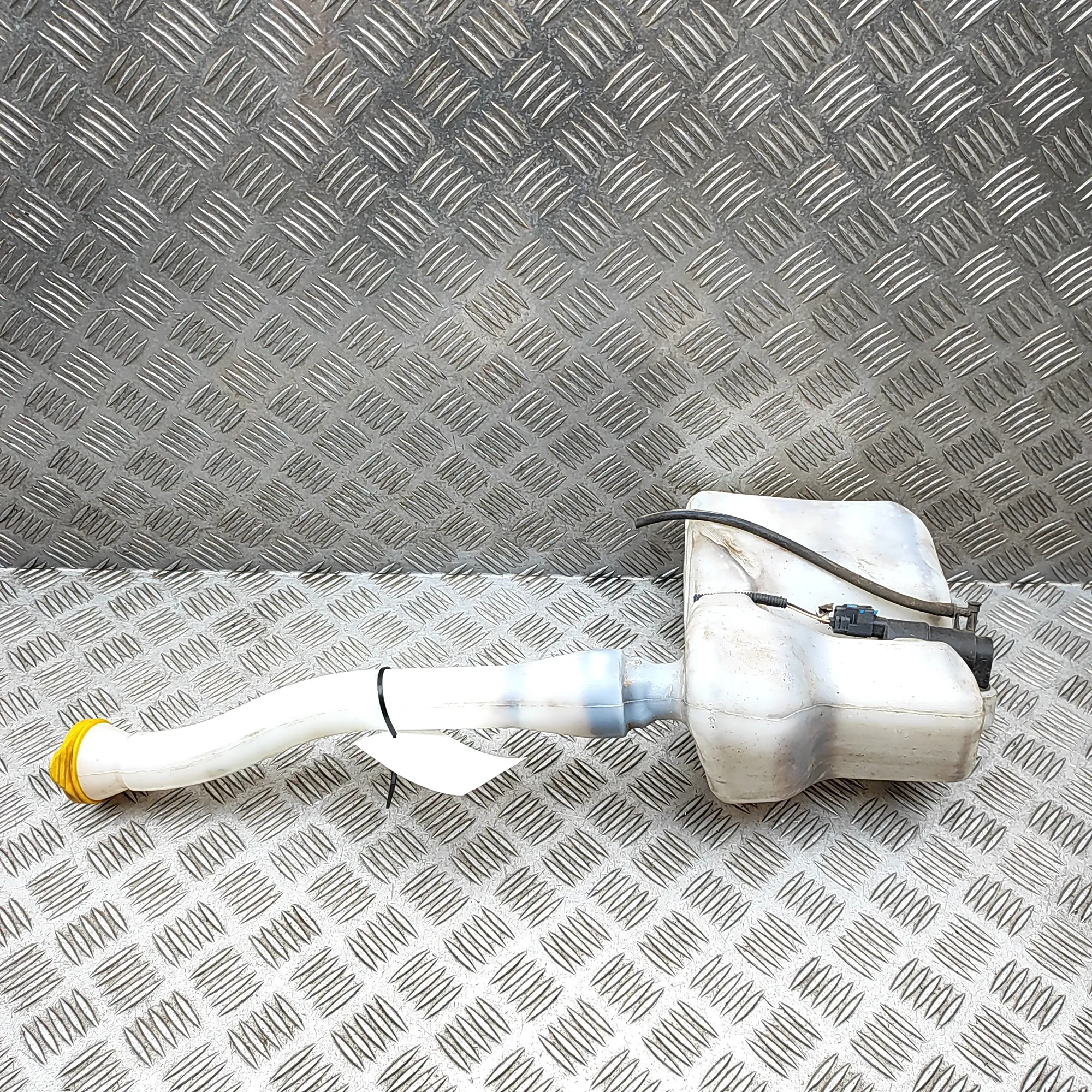 RENAULT MASTER III Furgon FV Window Washer Tank 2891000023R 2.3 Diesel 36214305