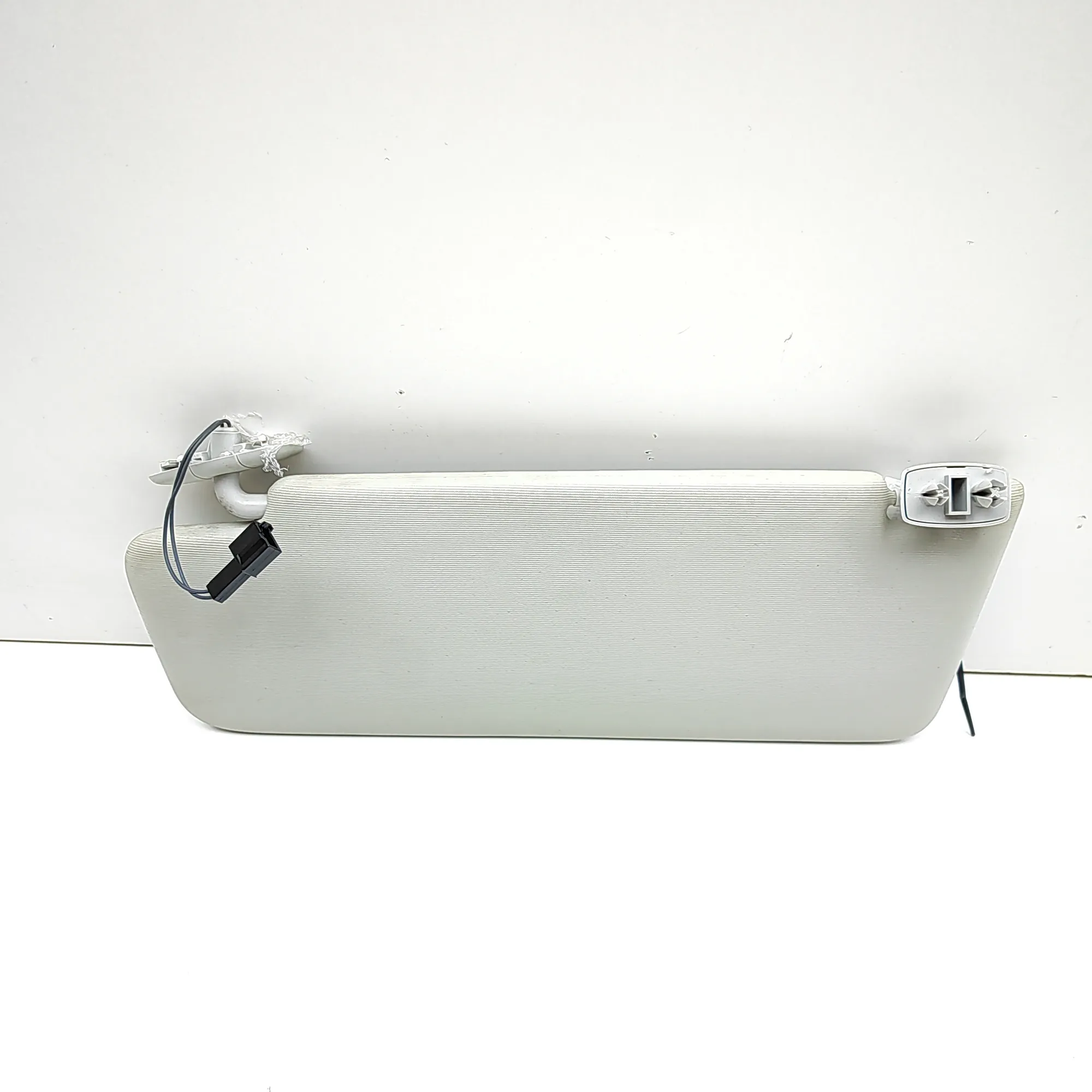 SKODA SUPERB MK3 Estate 3V Right Side Sun Visor 5G0857552CC RHD 2021 37500544