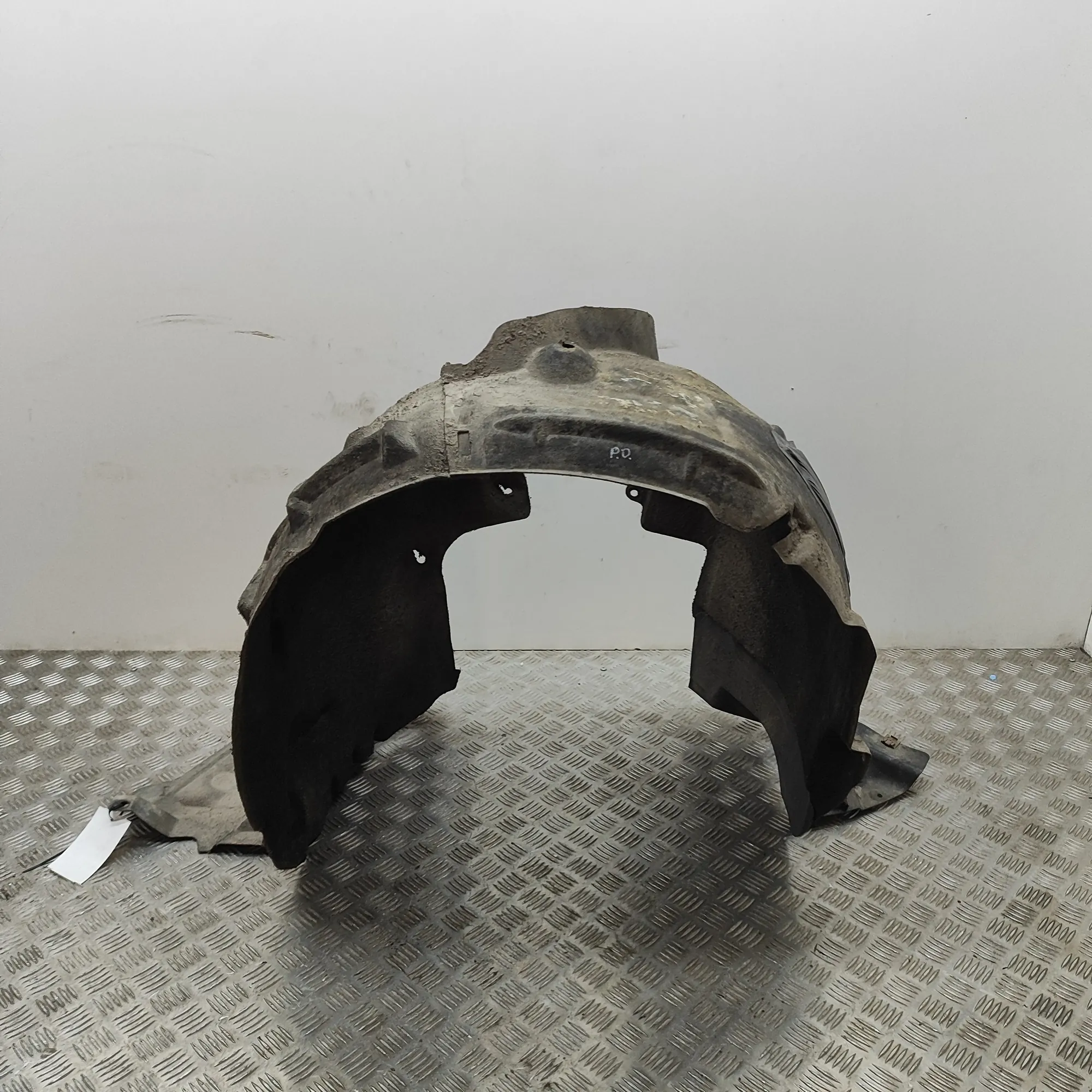 MERCEDES-BENZ S W222, V222, X222 Front Right Arch Liner A2226908300 36841322