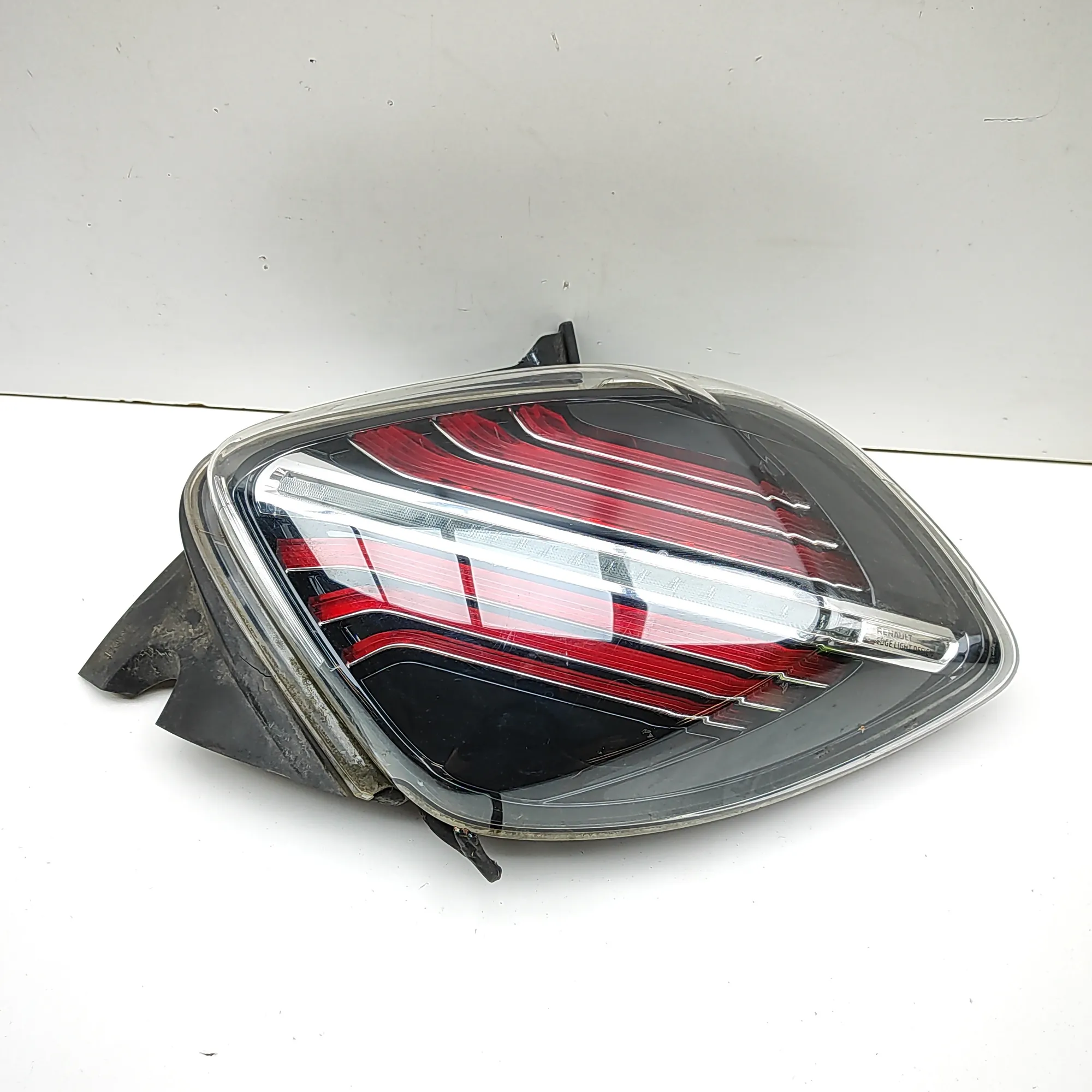 RENAULT ZOE BFM Rear Right Tail Light 265500922R RHD Electricity 100kw 2022