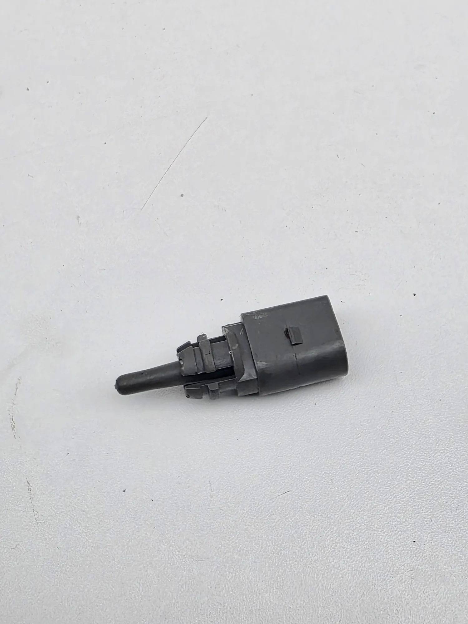 MERCEDES-BENZ S W222, V222, X222 Exterior Temperature Sensor 8Z0820535B 36899804