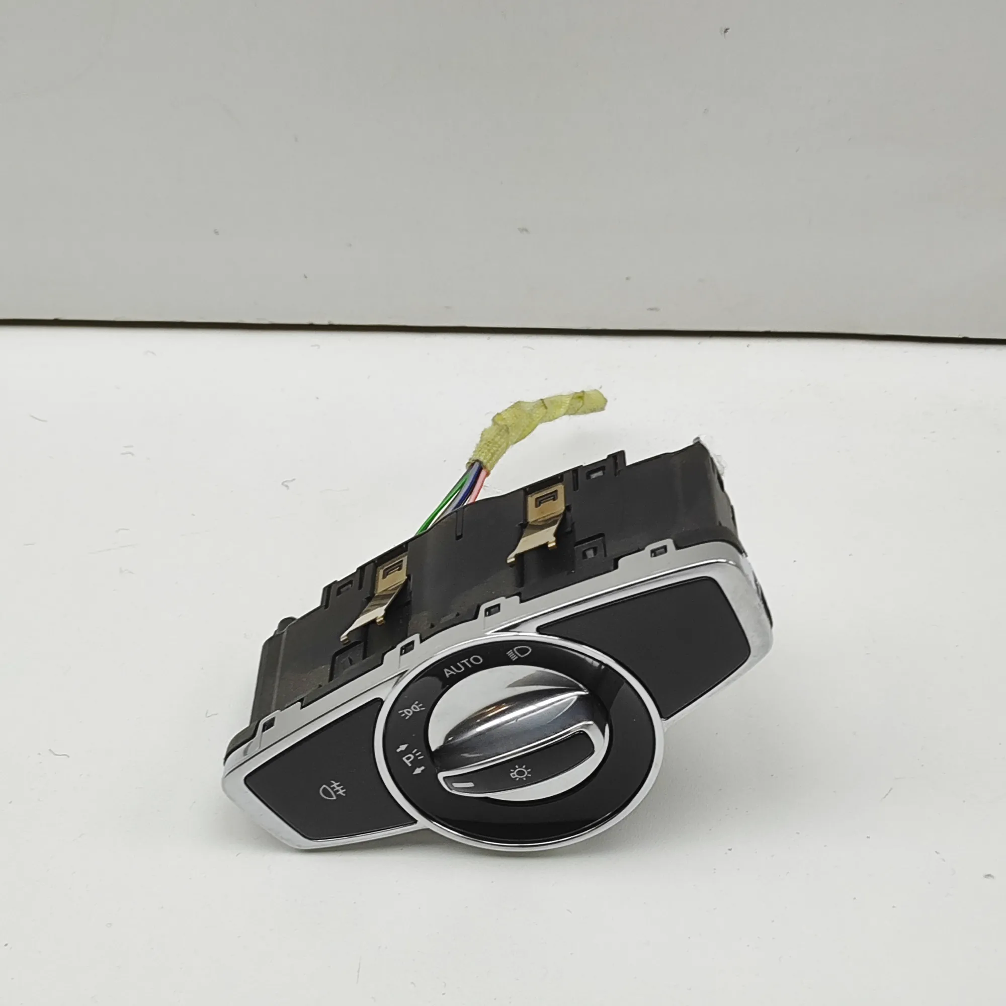 MERCEDES-BENZ S W222 Headlight Switch Control Unit A2229050200 36910013