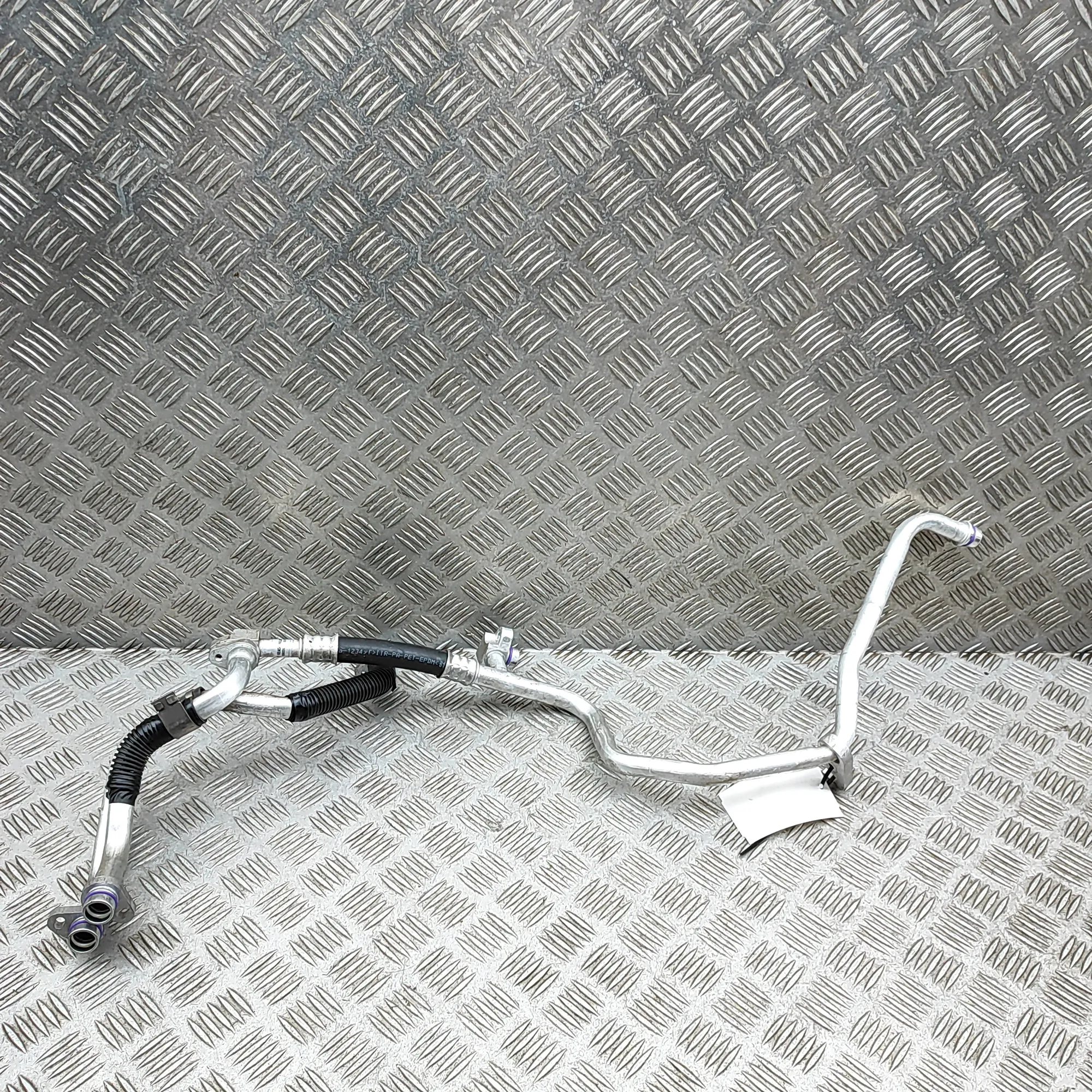NISSAN LEAF ZE1 MK2 A/C Air Con Hose Pipe 92450-3NL0B Electricity 160kw 2021