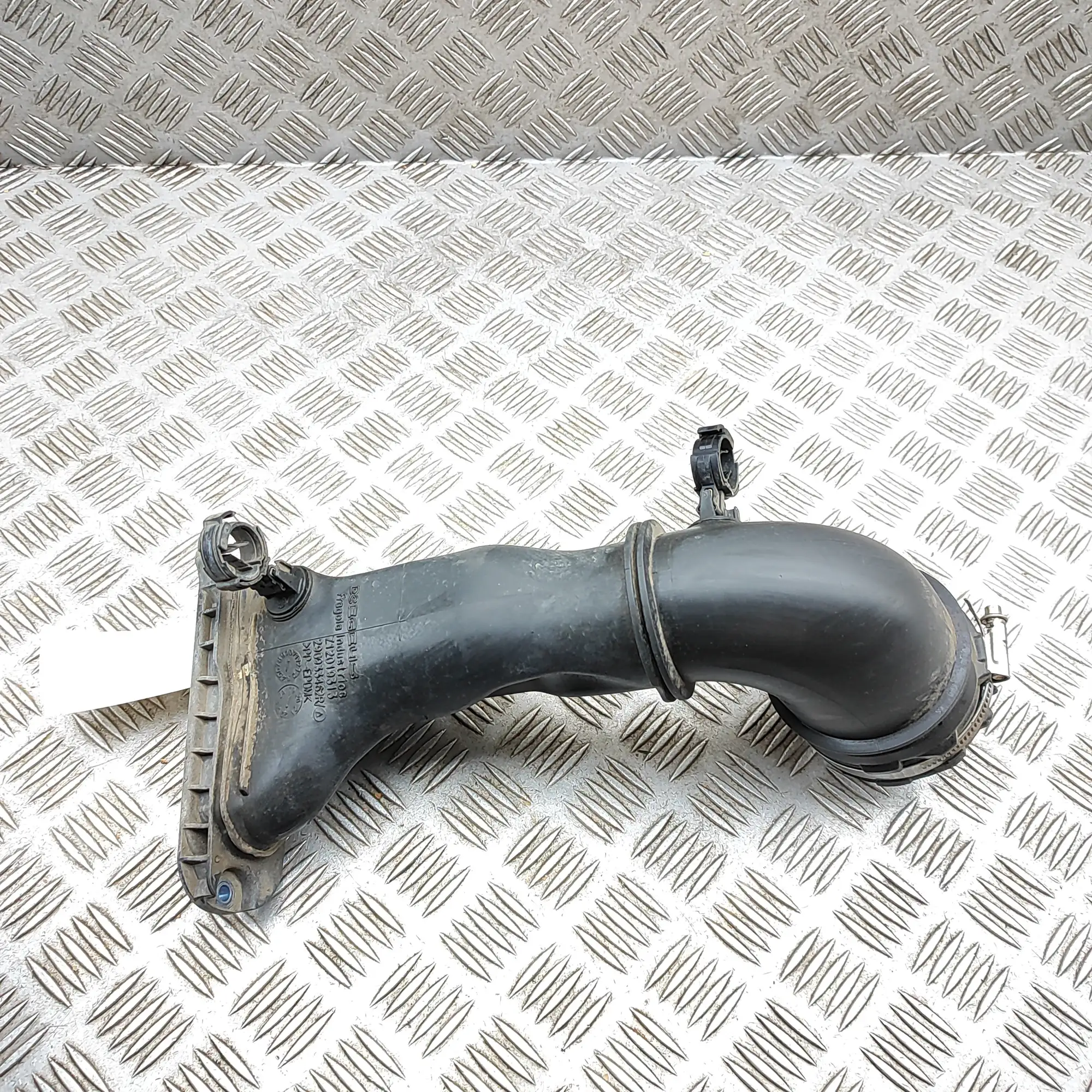 RENAULT ZOE BFM Air Intake Tube 290933462R Electricity 100kw 2022 37299849