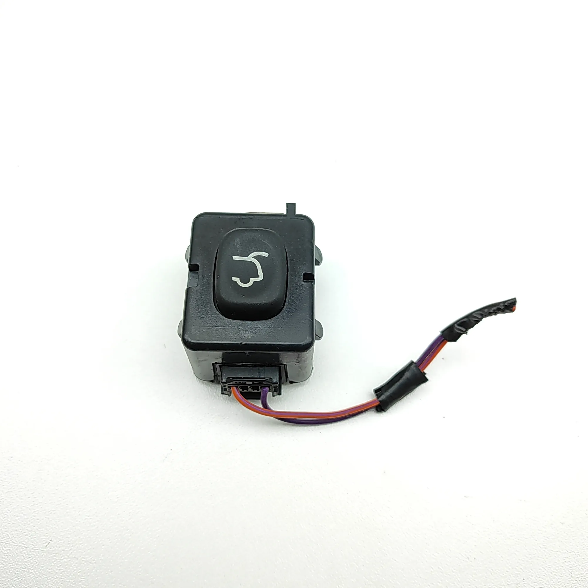 CHRYSLER GRAND VOYAGER MK5 RT Tailgate Open Switch 04602751AA 2014 37502327