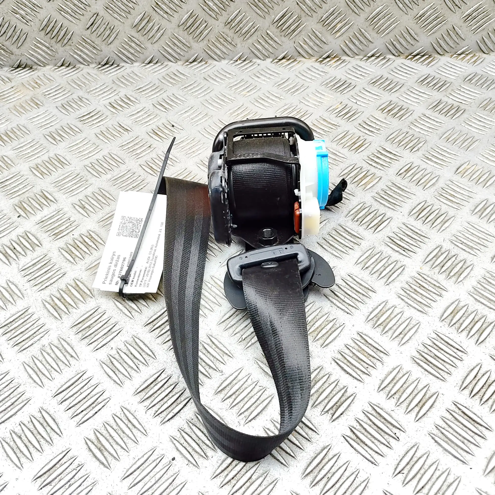 AUDI Q3 8U MK1 Front Left Seatbelt 8U0857705A 2.0 Diesel 130kw 2012 37602796