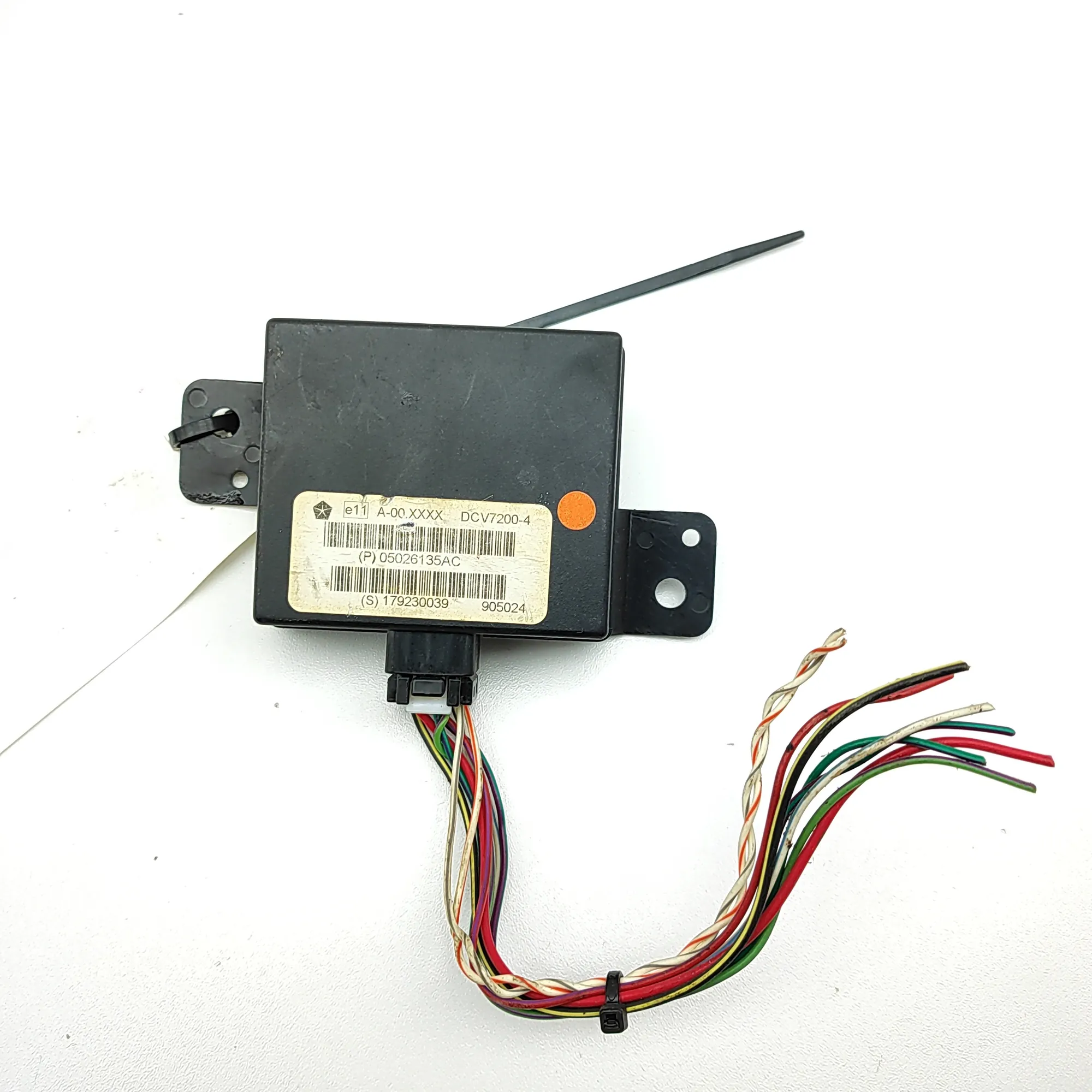 CHRYSLER GRAND VOYAGER MK5 RT Alarm Signal Control Unit 05026135AC 2.8D 132kW