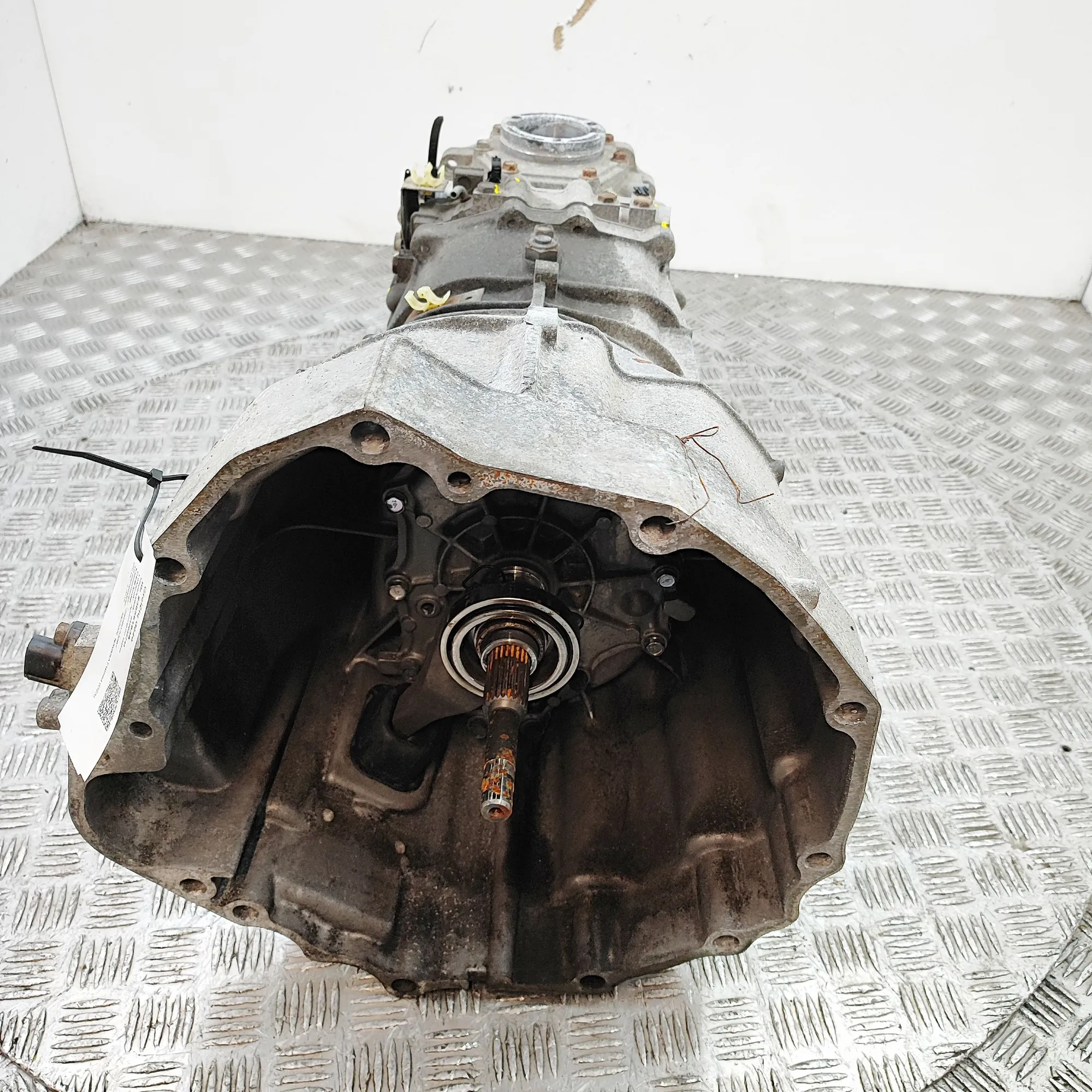 NISSAN PATHFINDER III R51 Gearbox 32010EB510 2.5 Diesel 128kw 2015 36561838