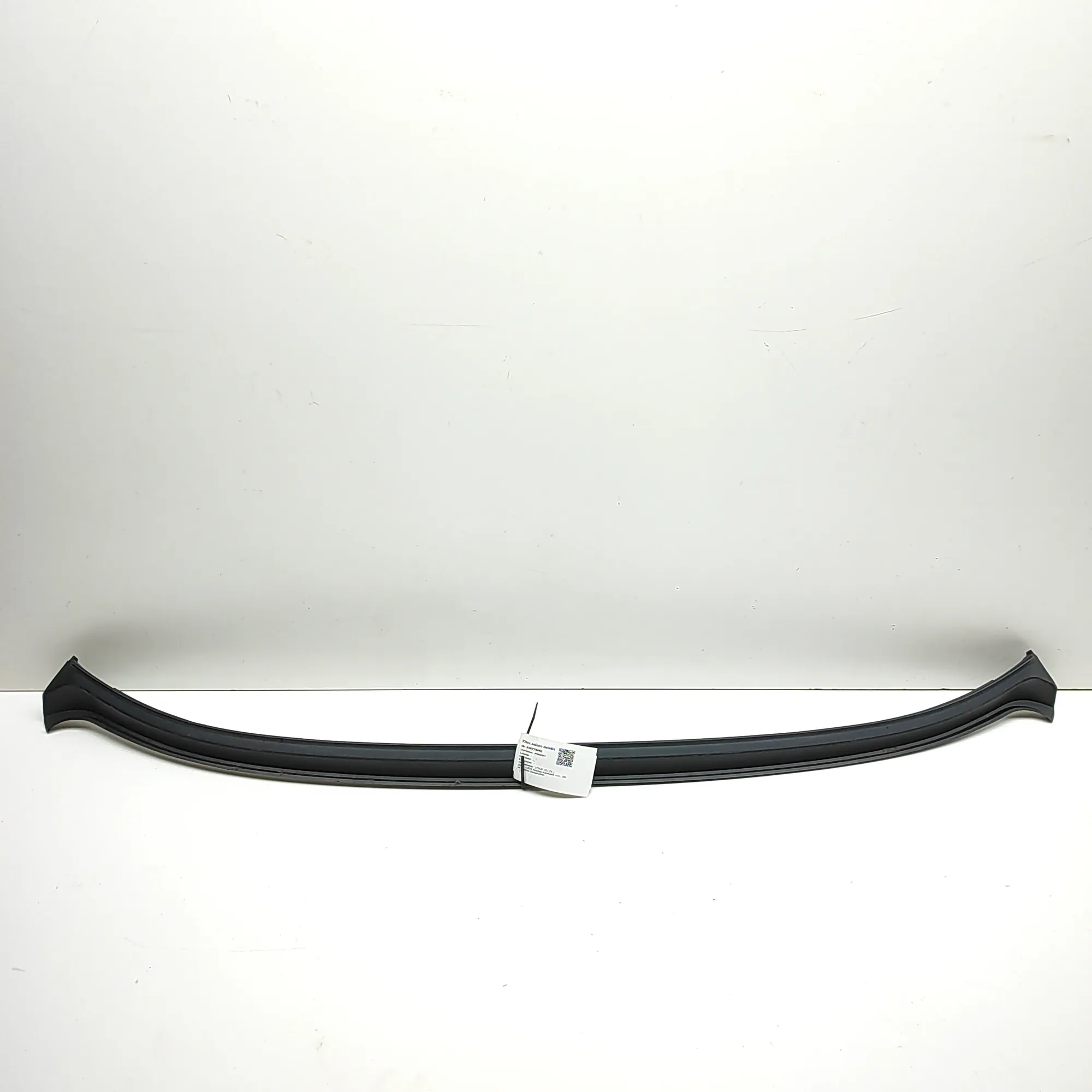 LEXUS LS XF40 Rear Window Exterior Bottom Trim 75575-50040 2006 36778043