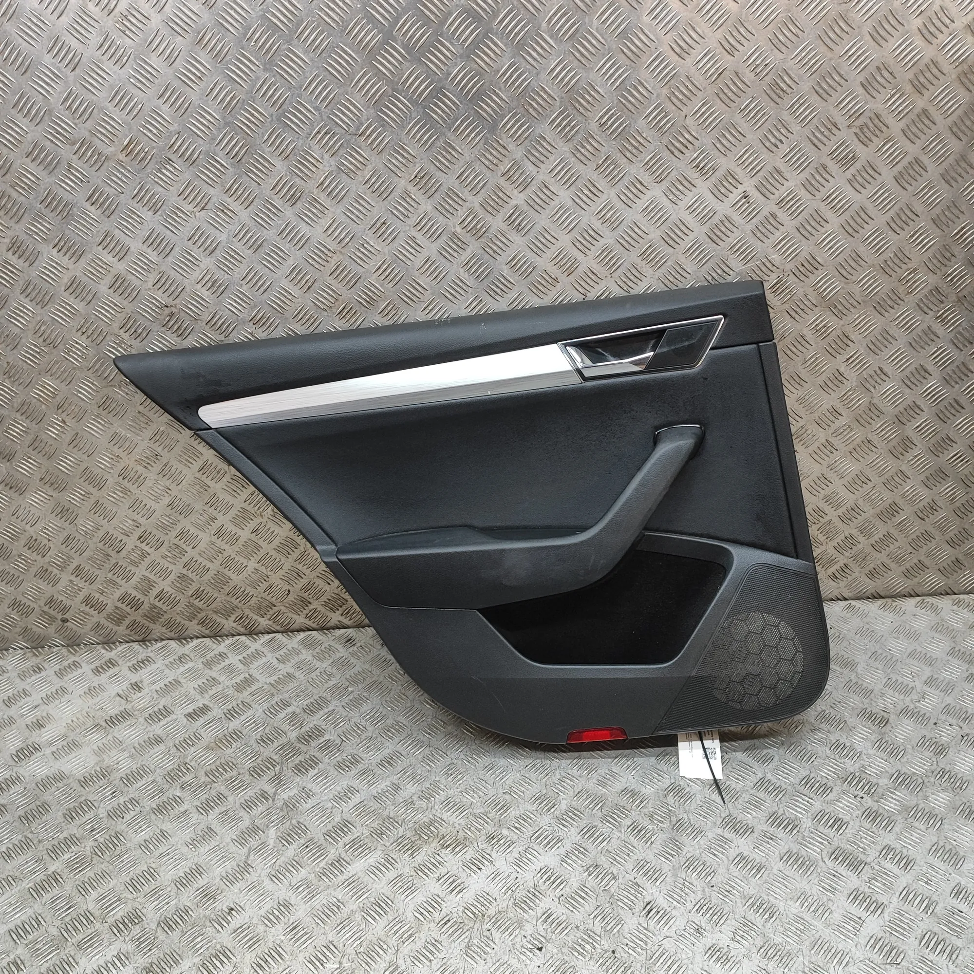 SKODA SUPERB MK3 Estate 3V Rear Left Door Panel 3V5867211 2.0 Diesel 90kW 2021