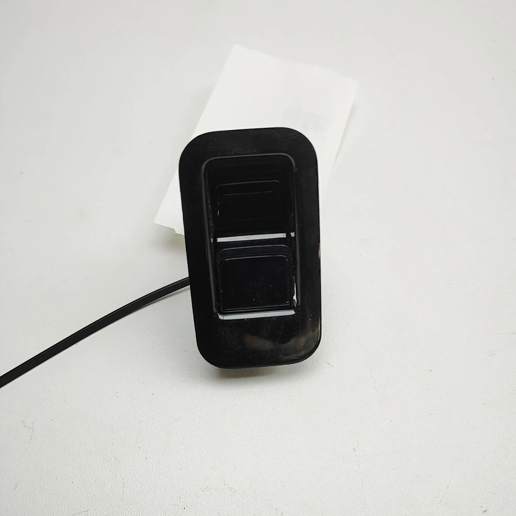 NISSAN ARIYA FE0 Rear Right Door Window Switch 25421-5MP0A 2025 37501313