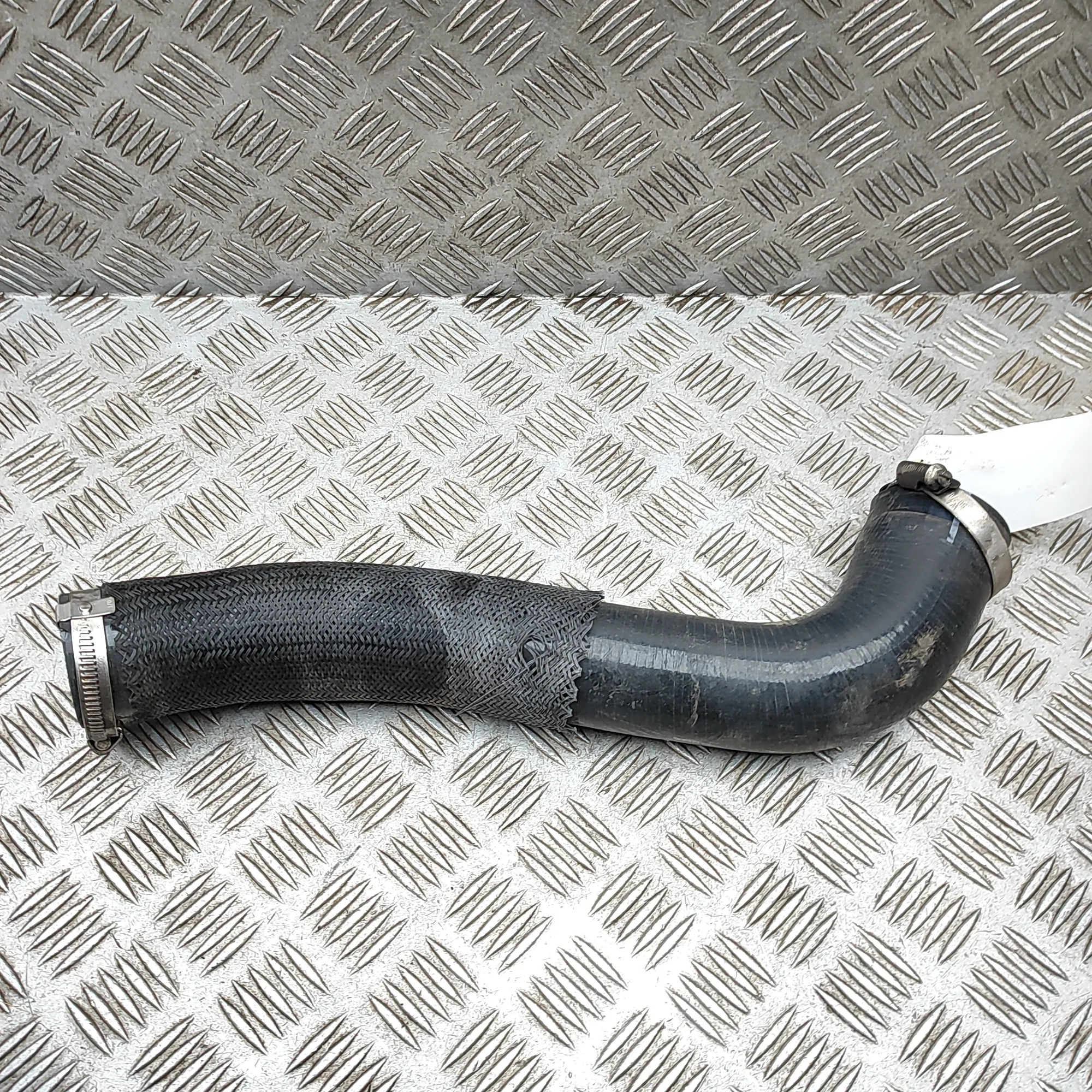 CHRYSLER GRAND VOYAGER MK5 RT Intercooler Hose Pipe 04809883AE 2.8 Diesel 132kW
