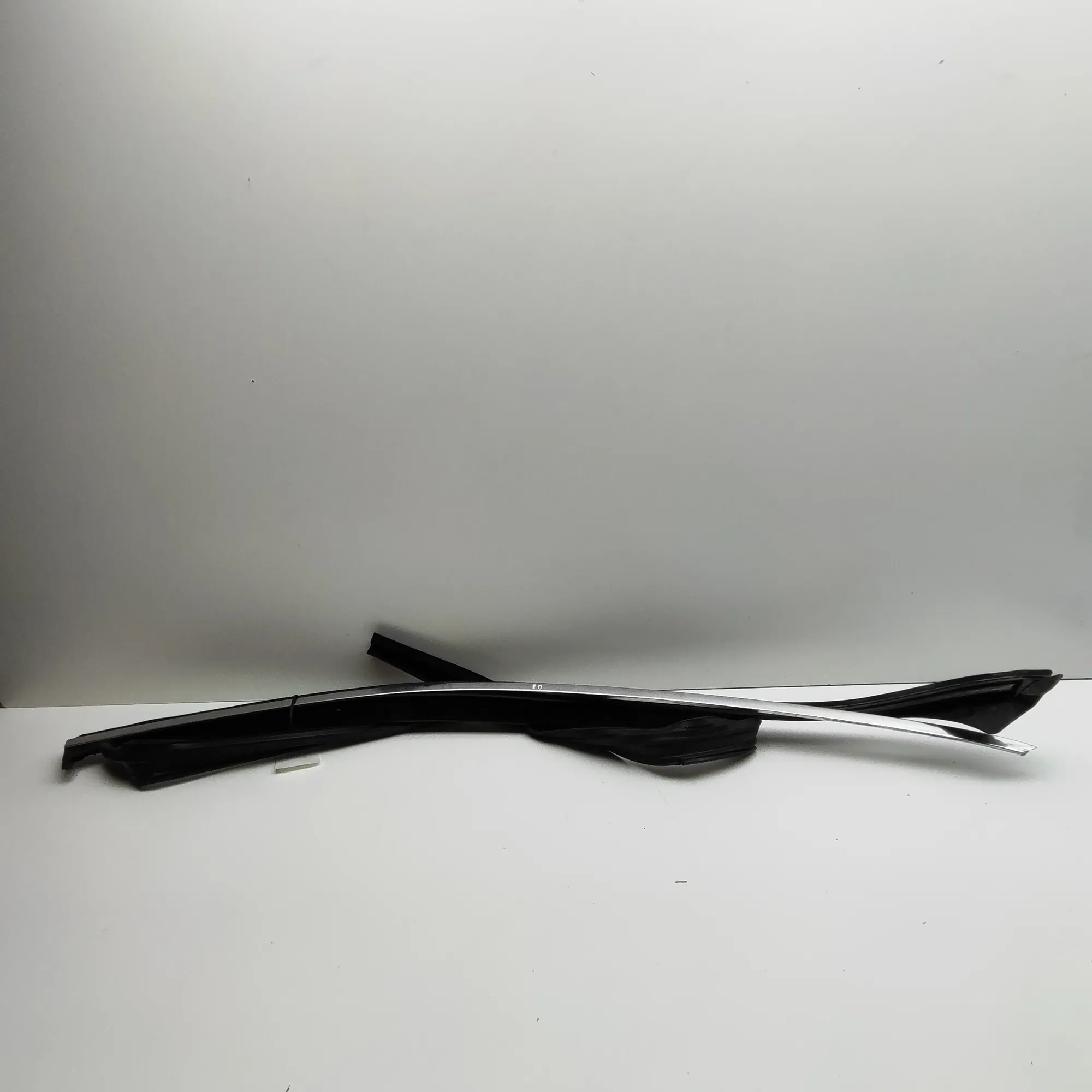 MERCEDES-BENZ S W222, V222, X222 Front Right Door Top Strip A2227250225 36893740