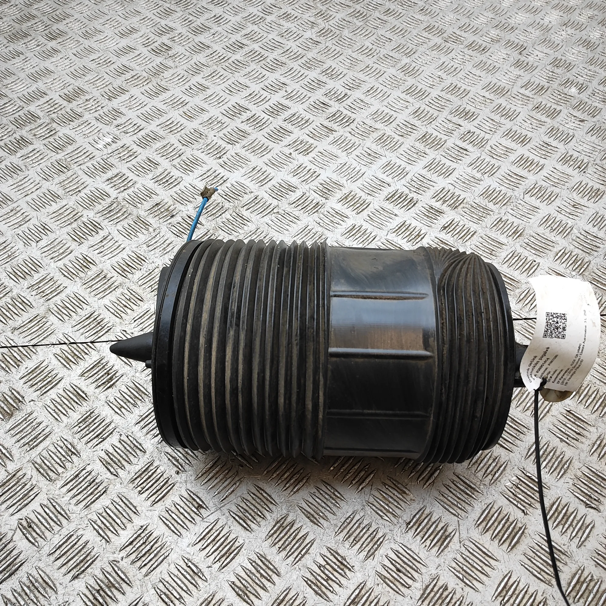 AUDI Q8 4M Rear Right Air Suspension Spring Bag 4M0616002AB 36951414