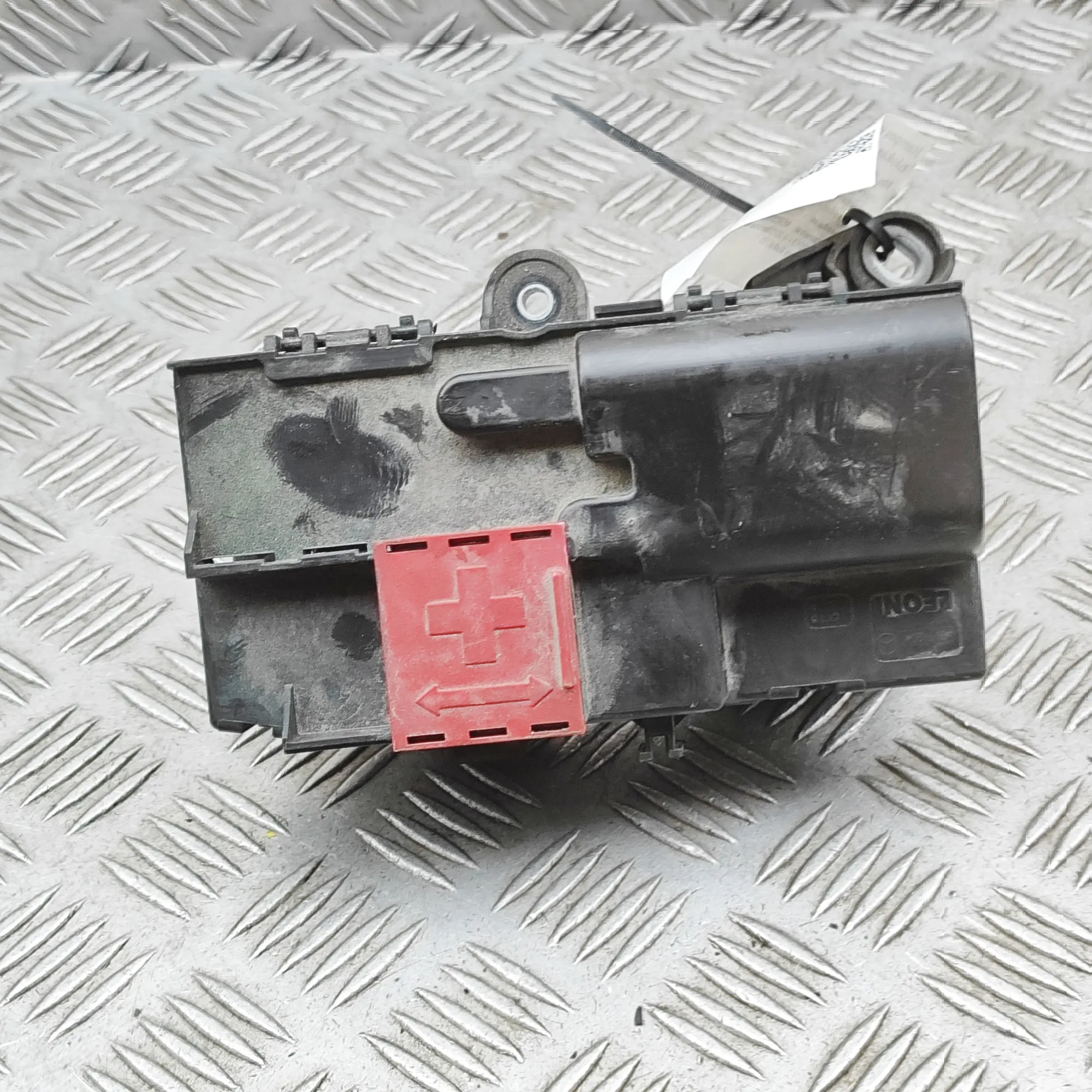 MERCEDES-BENZ S W222, V222, X222 Voltage Control Unit A2225402350 36896286