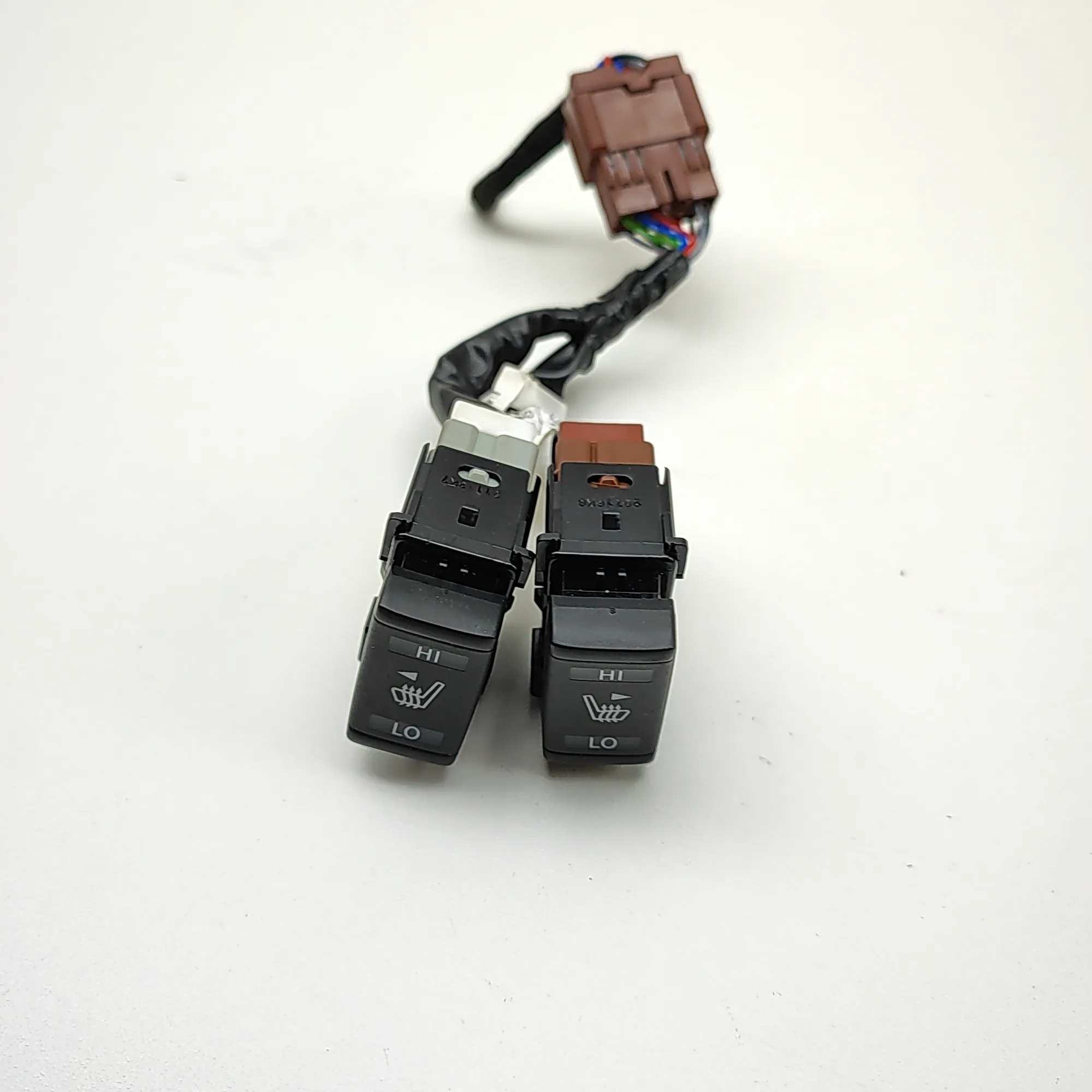 NISSAN LEAF ZE1 MK2 Front Seat Heating Switch 25500-3TA1A 2021 37313301