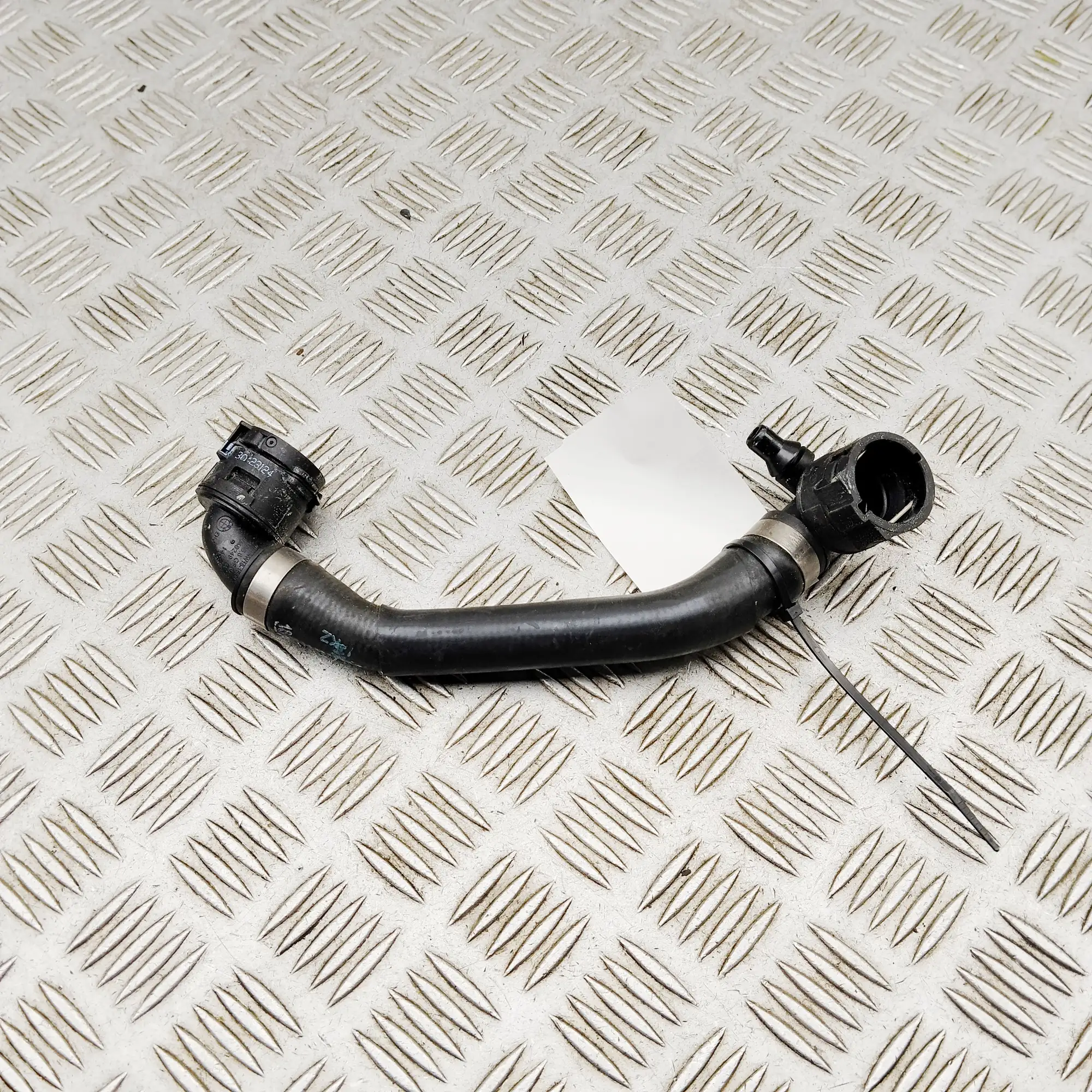 BMW i4 G26 Coolant Hose Pipe 8475686 Electricity 210kw 2023 37576181