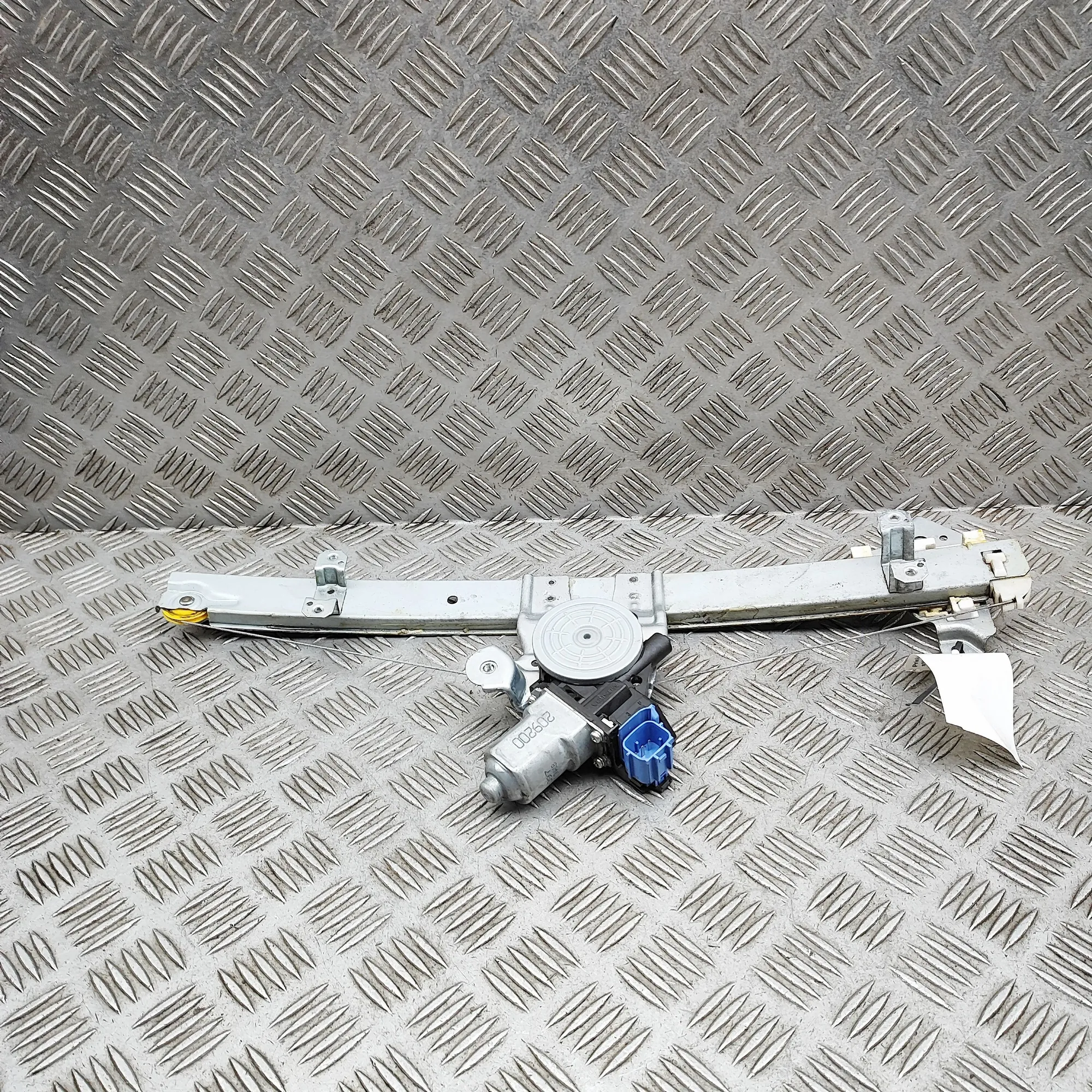 NISSAN LEAF ZE1 MK2 Front Right Door Window Regulator 80720-3NA7A 2023 37545957