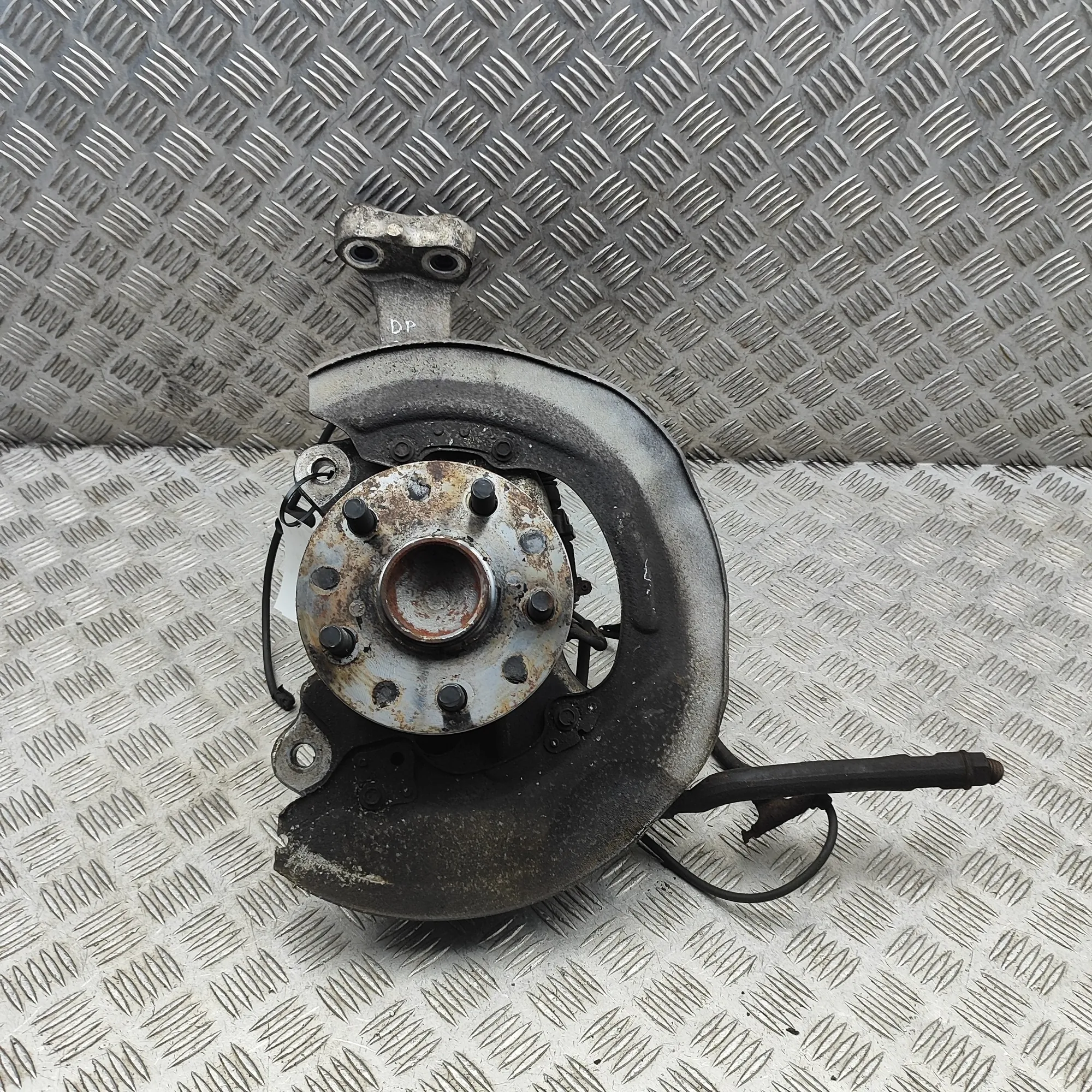 LEXUS LS MK4 XF40 Front Right Wheel Hub 43550-50040 4.6 Petrol 280kw 2006