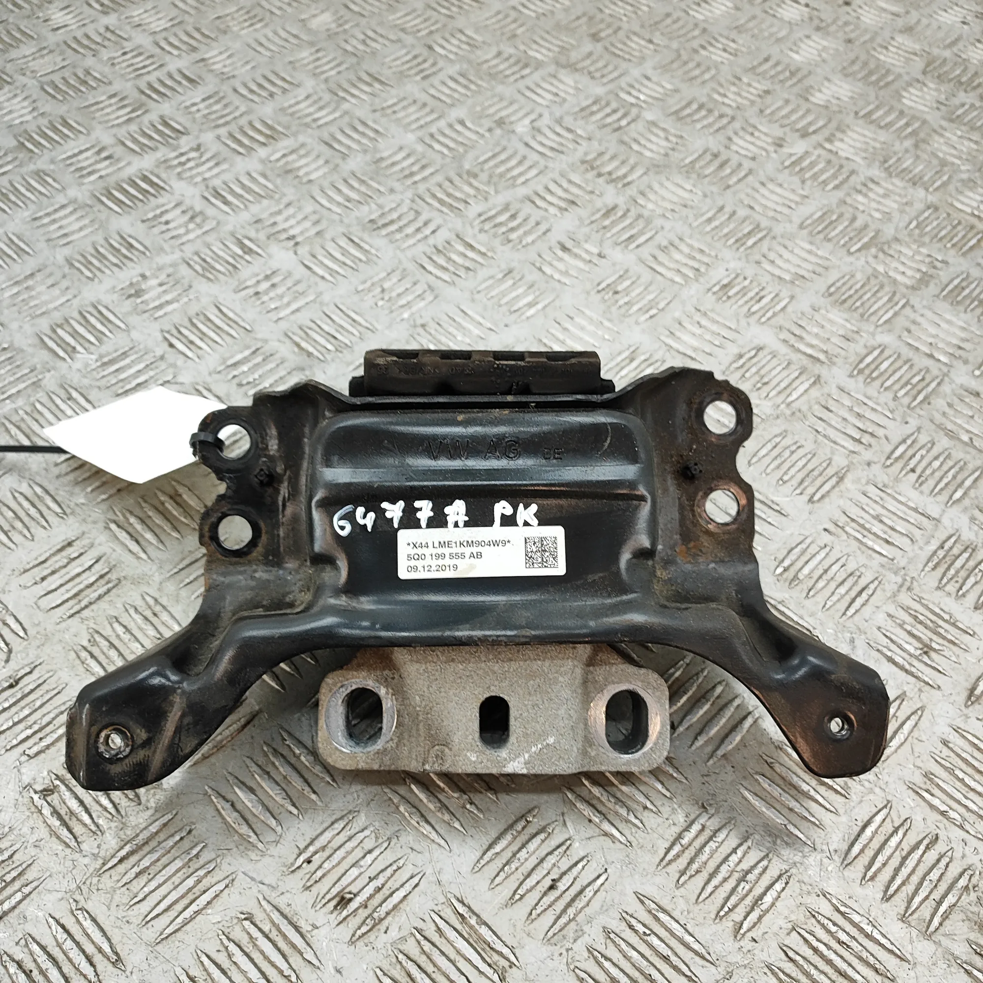 SKODA KAROQ NU7 Left Side Engine Mount 5Q0199555AB 1.5 Petrol 110kw 2020