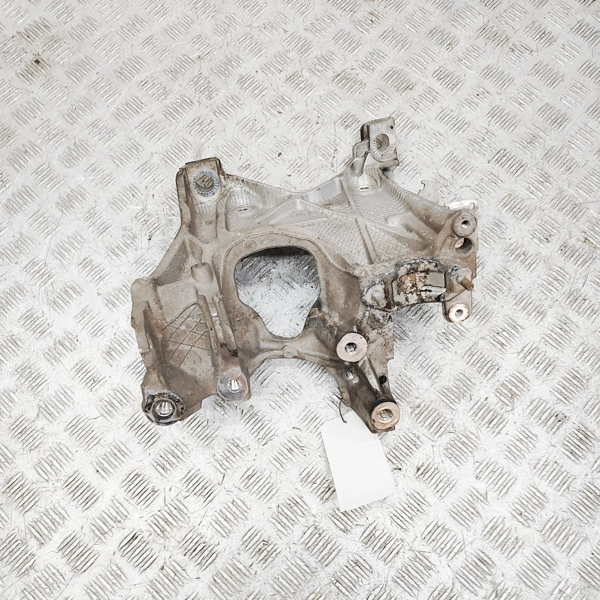 AUDI A5 F5 Right Side Subframe Bracket 8W0399296E 2.0 Diesel 140kw 36800050