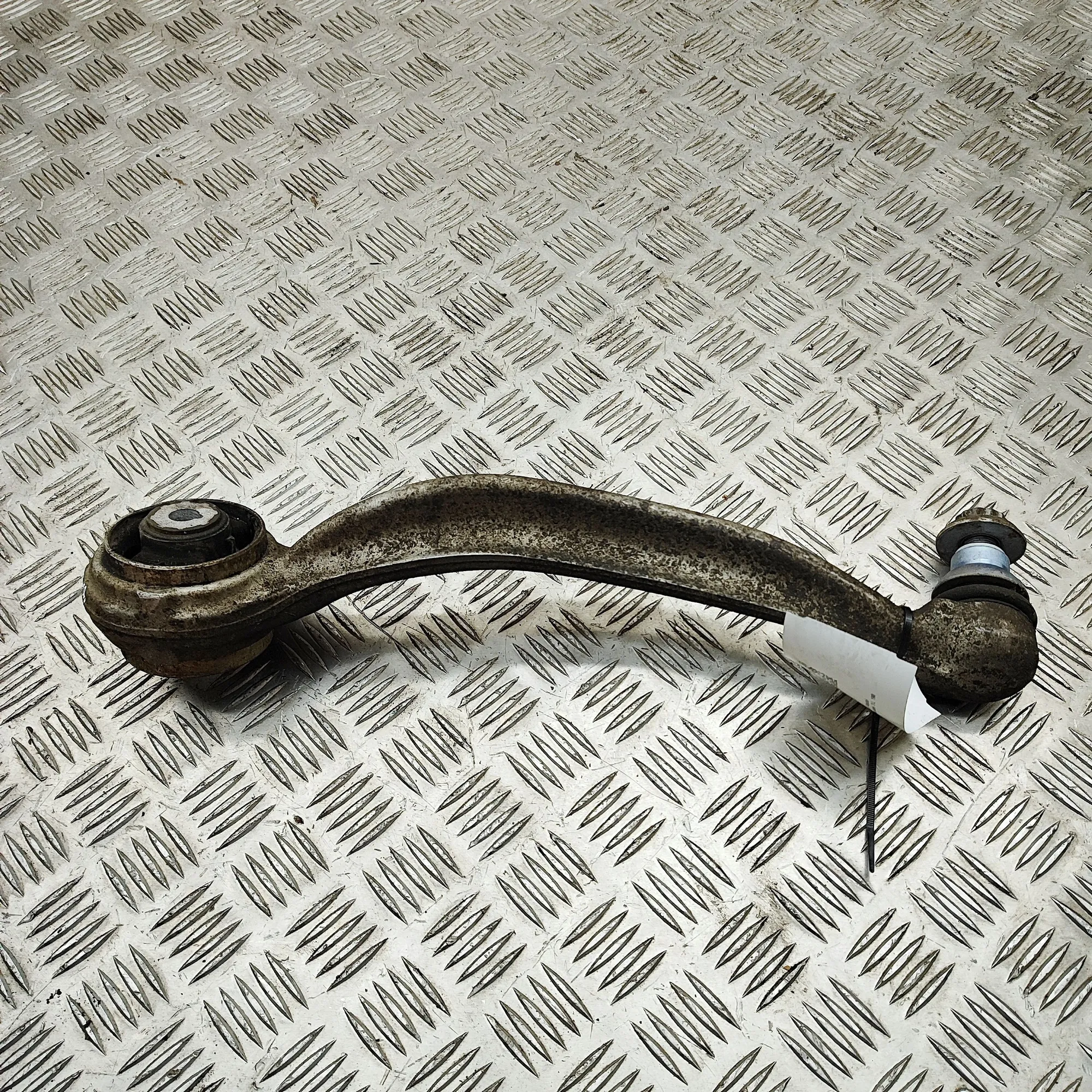 MERCEDES-BENZ E T-Model S213 Front Right Curved Control Arm A2053304403 36957329