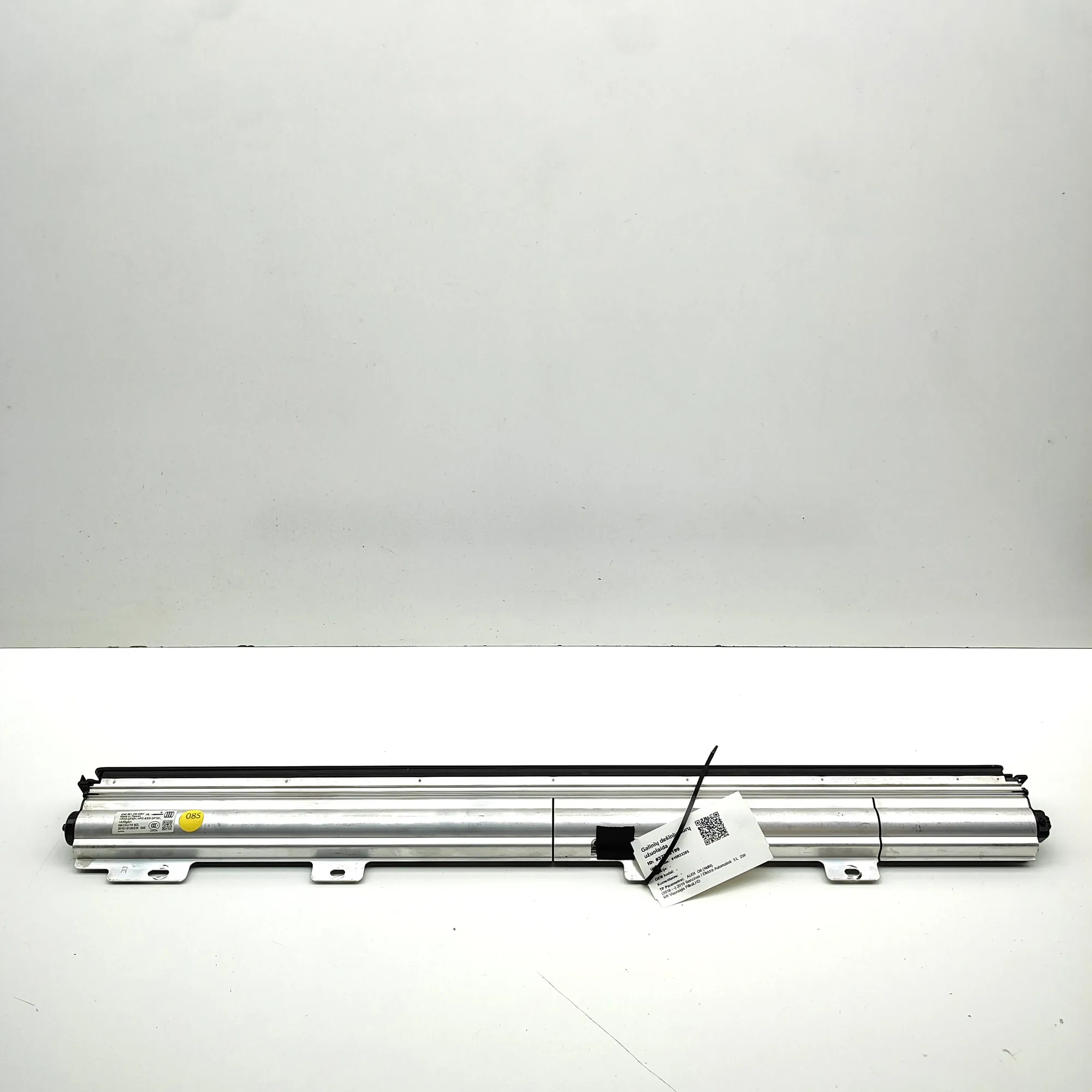 AUDI Q8 4MN Rear Right Door Sun Blind Roller 4M8861334QBC 2019 37303199