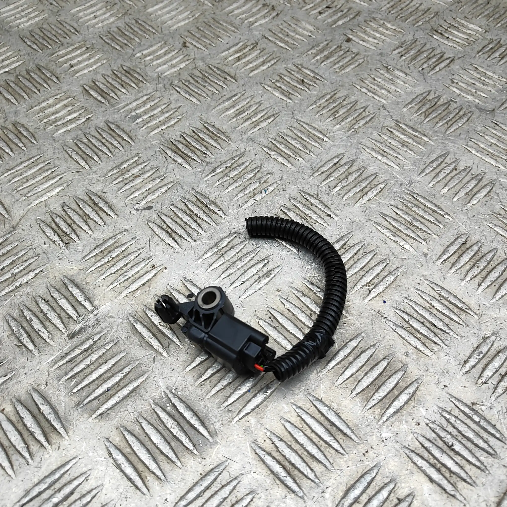 NISSAN LEAF ZE1 MK2 Right Side Impact Sensor 98830-5RA0A Electricity 160kw 2023