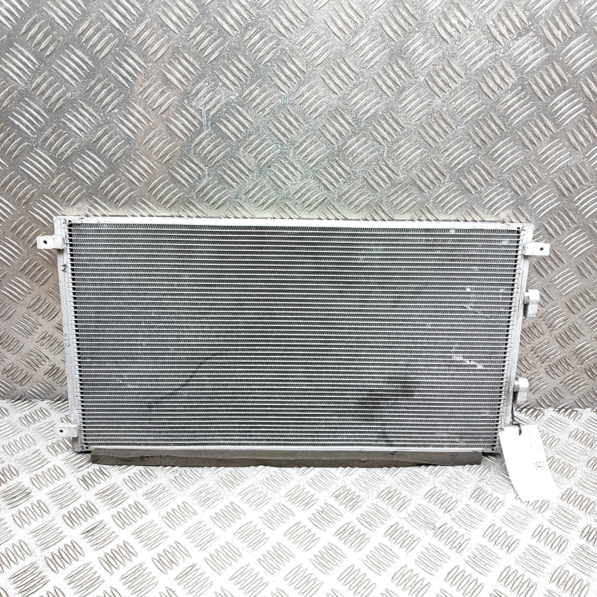 NISSAN LEAF ZE1 MK2 A/C Air Con Radiator 92110-5SH0B Electricity 160kw 2021