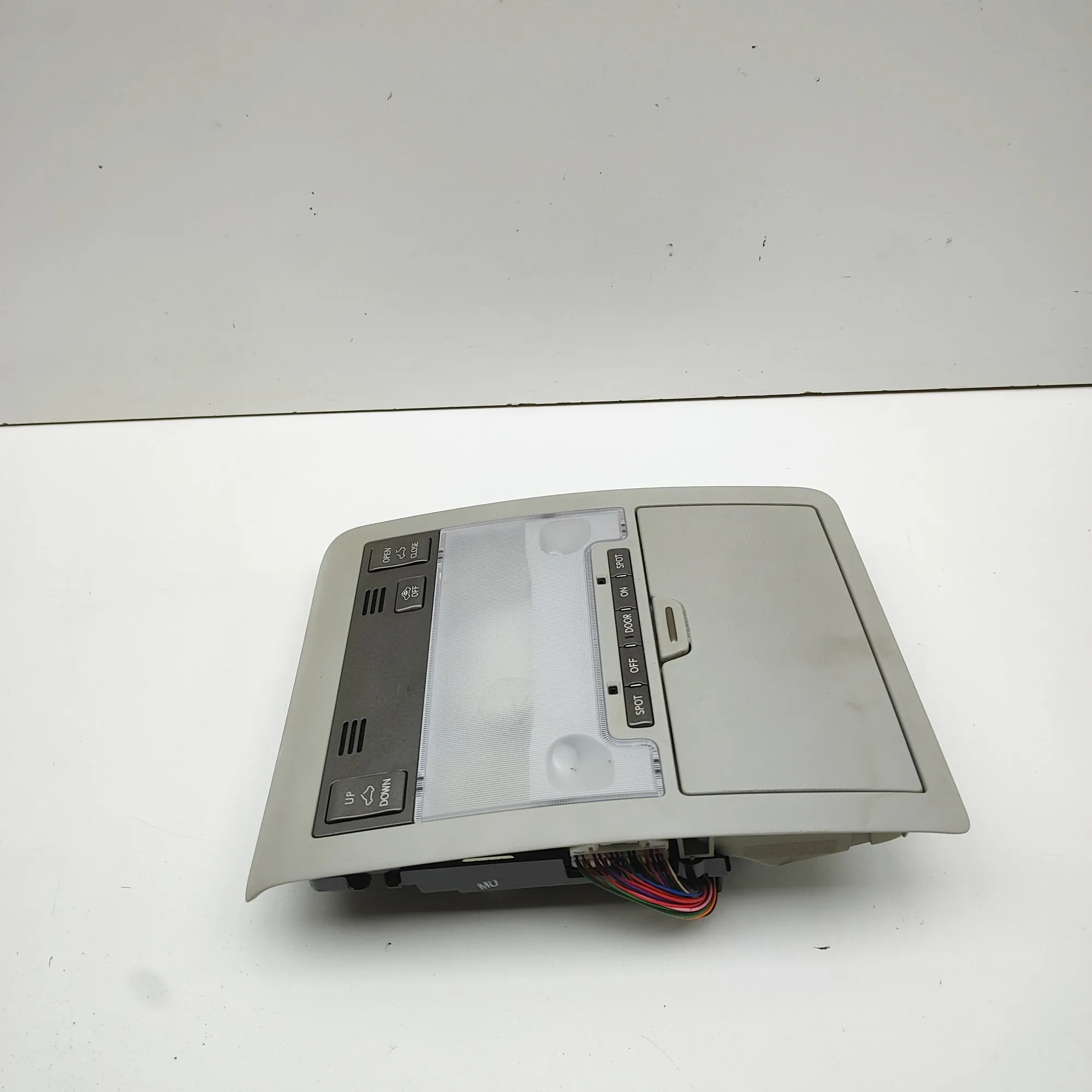 LEXUS LS MK4 XF40 Front Interior Lighting 1D111-049G 2006 36772145
