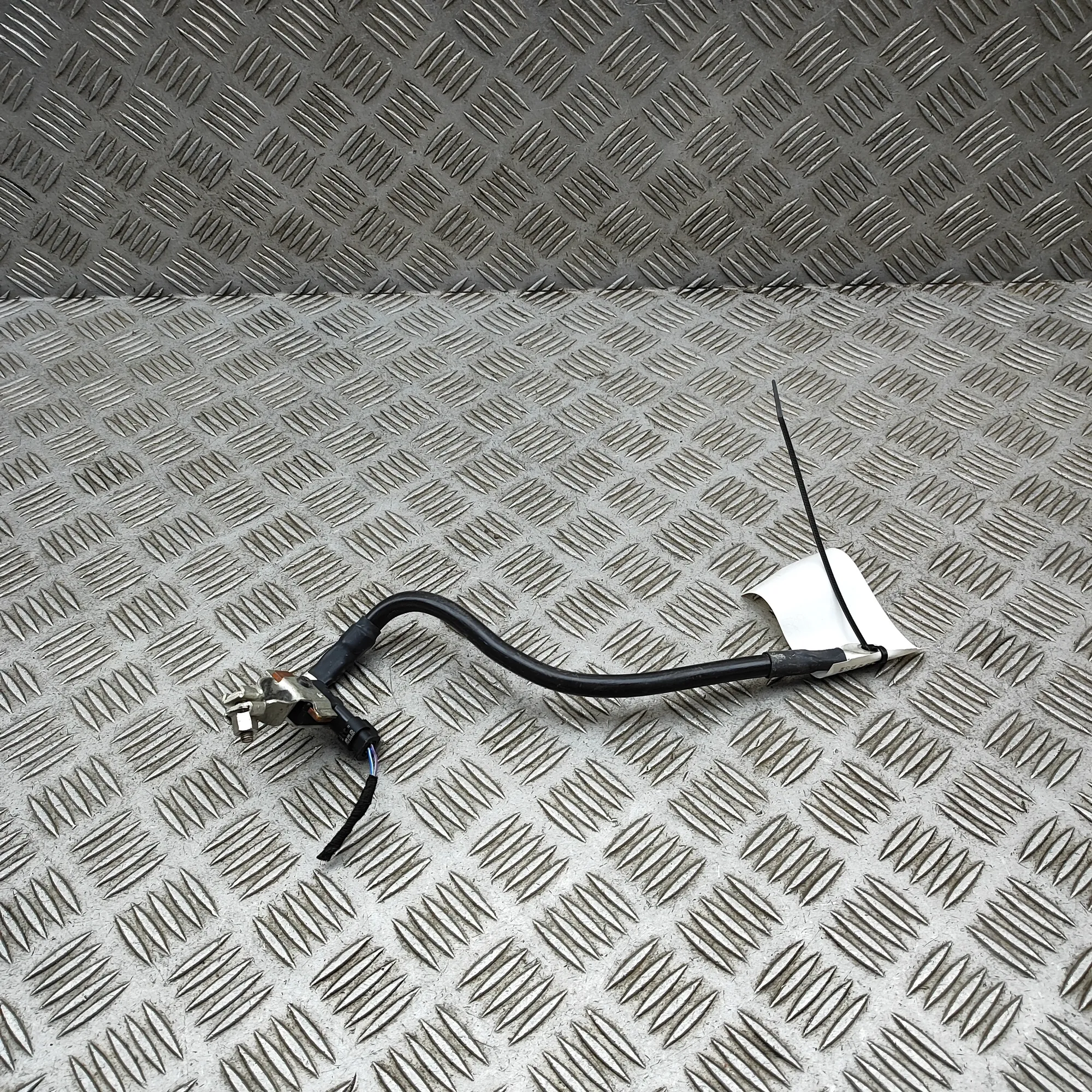 AUDI Q8 4MN Battery Cable Ends A2C7588520 3.0 Hybrid 250kW 2019 37303475