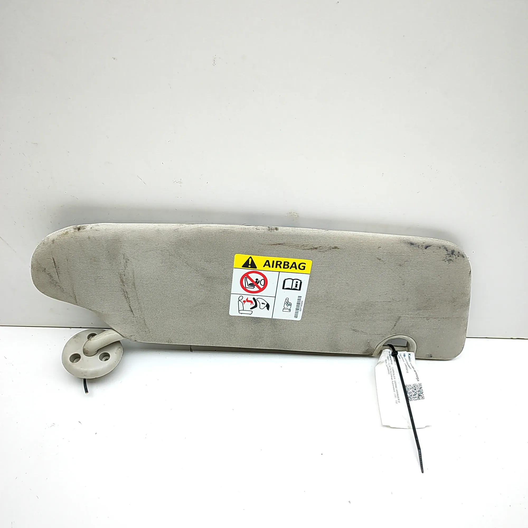 CHRYSLER GRAND VOYAGER MK5 RT Left Side Sun Visor 1JE931DAAA RHD 2014 37502857